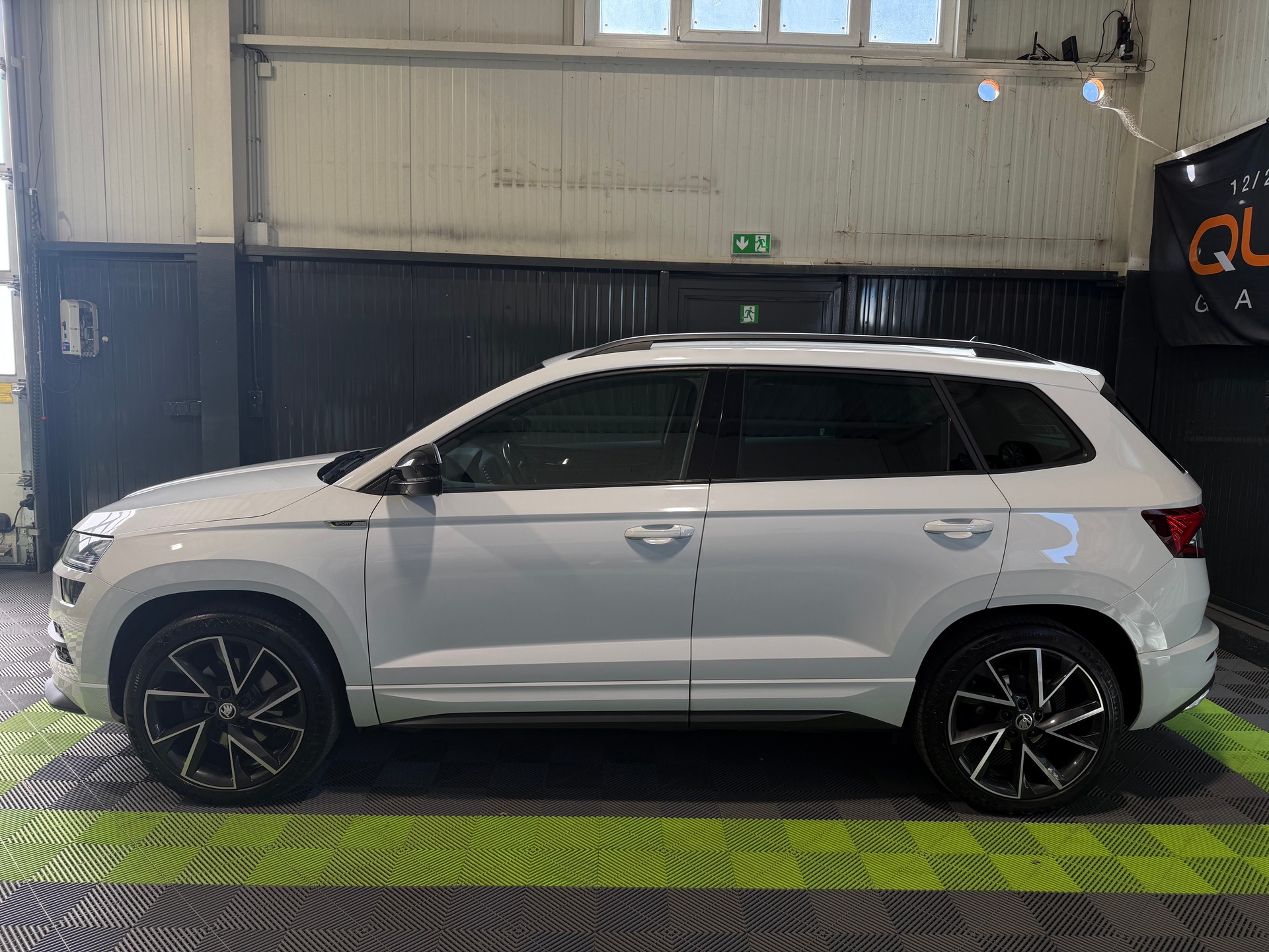 SKODA Karoq 2.0 TSI SportLine 4x4 DSG-image-6