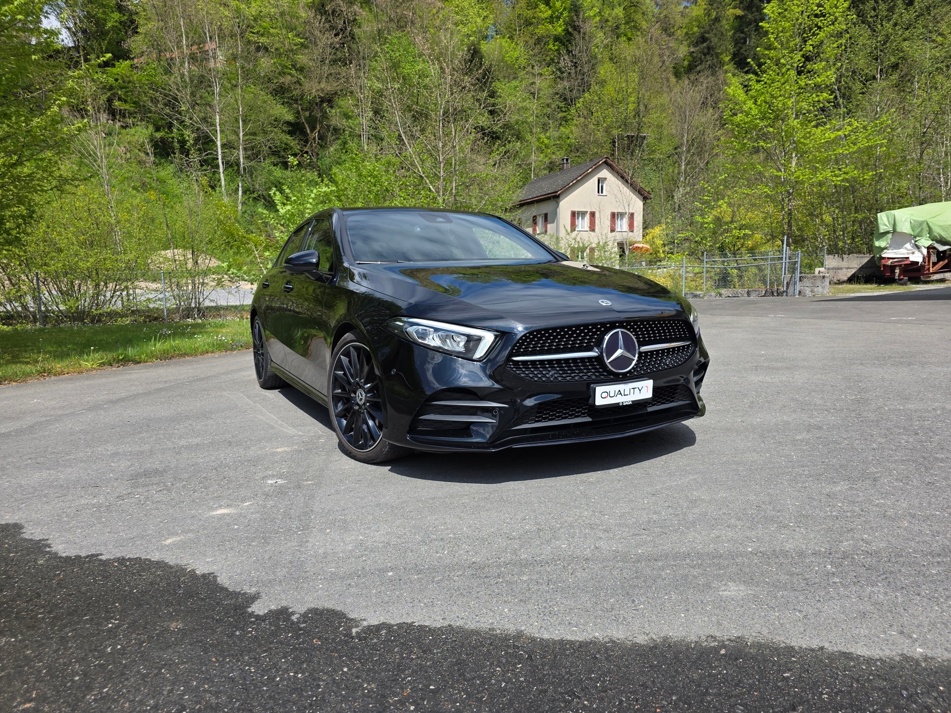 MERCEDES-BENZ A 180 Night Star AMG Line 7G-DCT