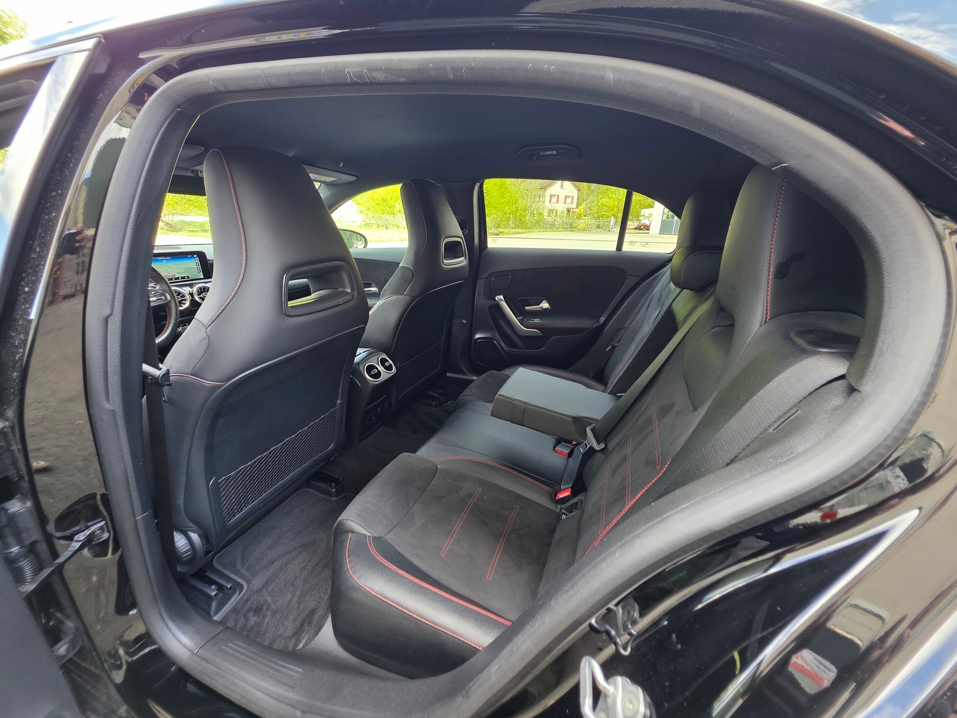 MERCEDES-BENZ A 180 Night Star AMG Line 7G-DCT-image-25