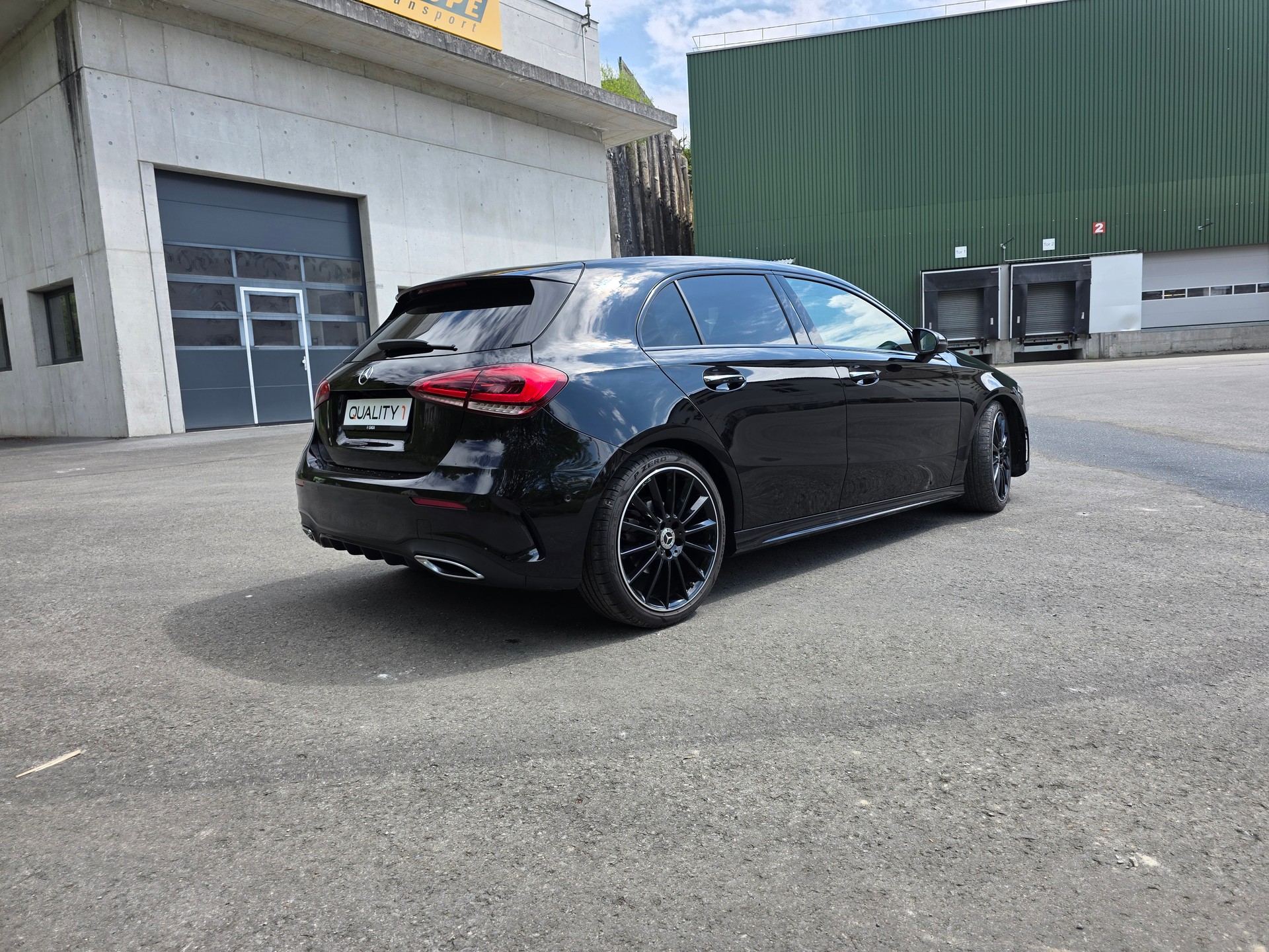 MERCEDES-BENZ A 180 Night Star AMG Line 7G-DCT-image-16