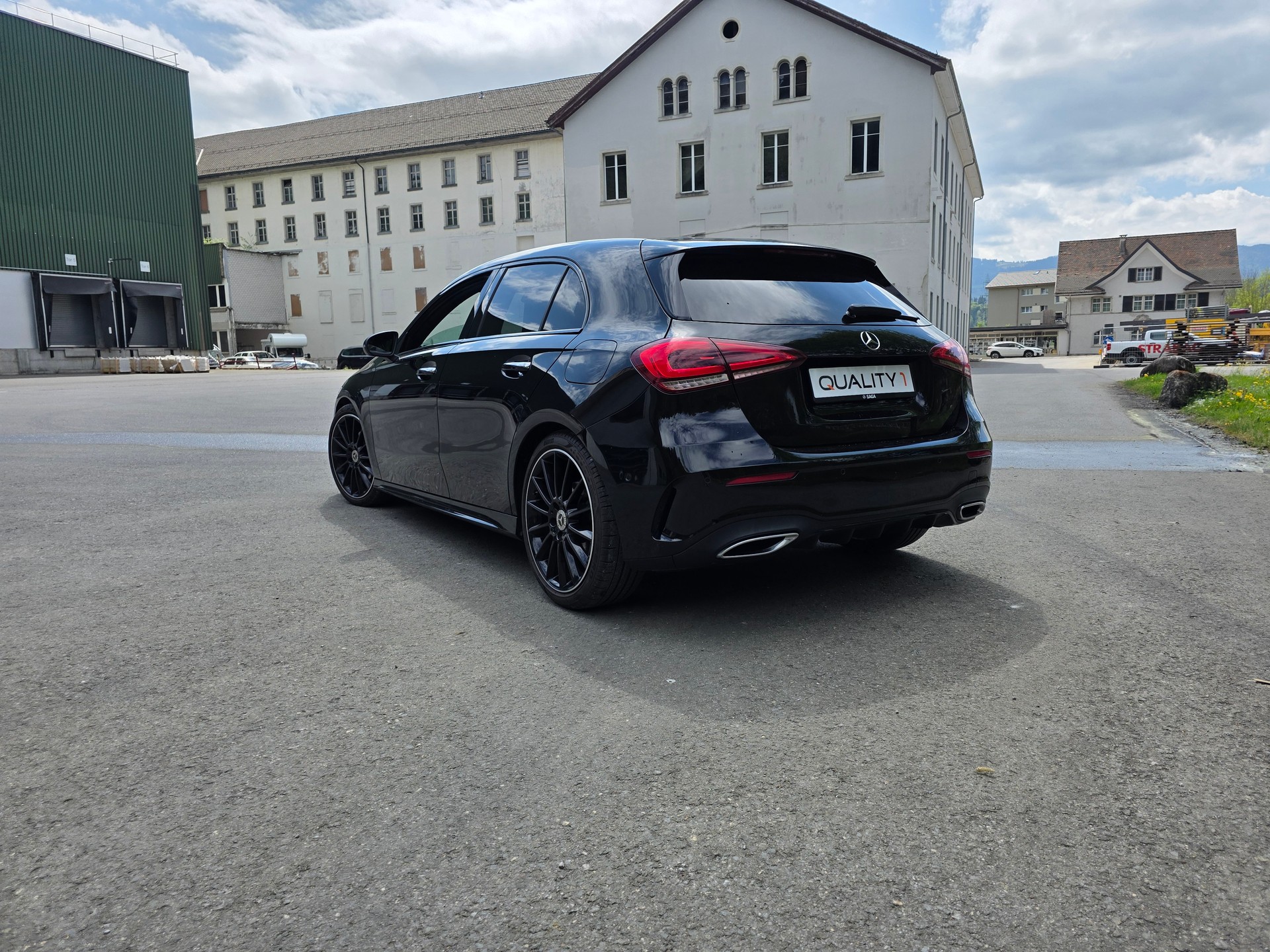 MERCEDES-BENZ A 180 Night Star AMG Line 7G-DCT-image-17