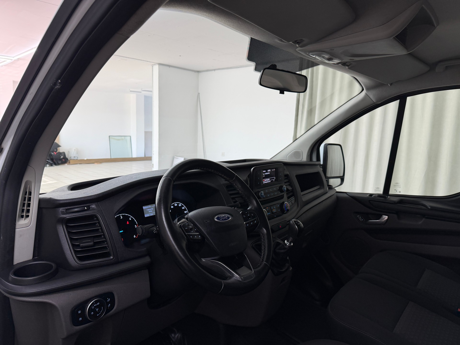 FORD Transit Custom Van 280 L1H1 Basis-image-7