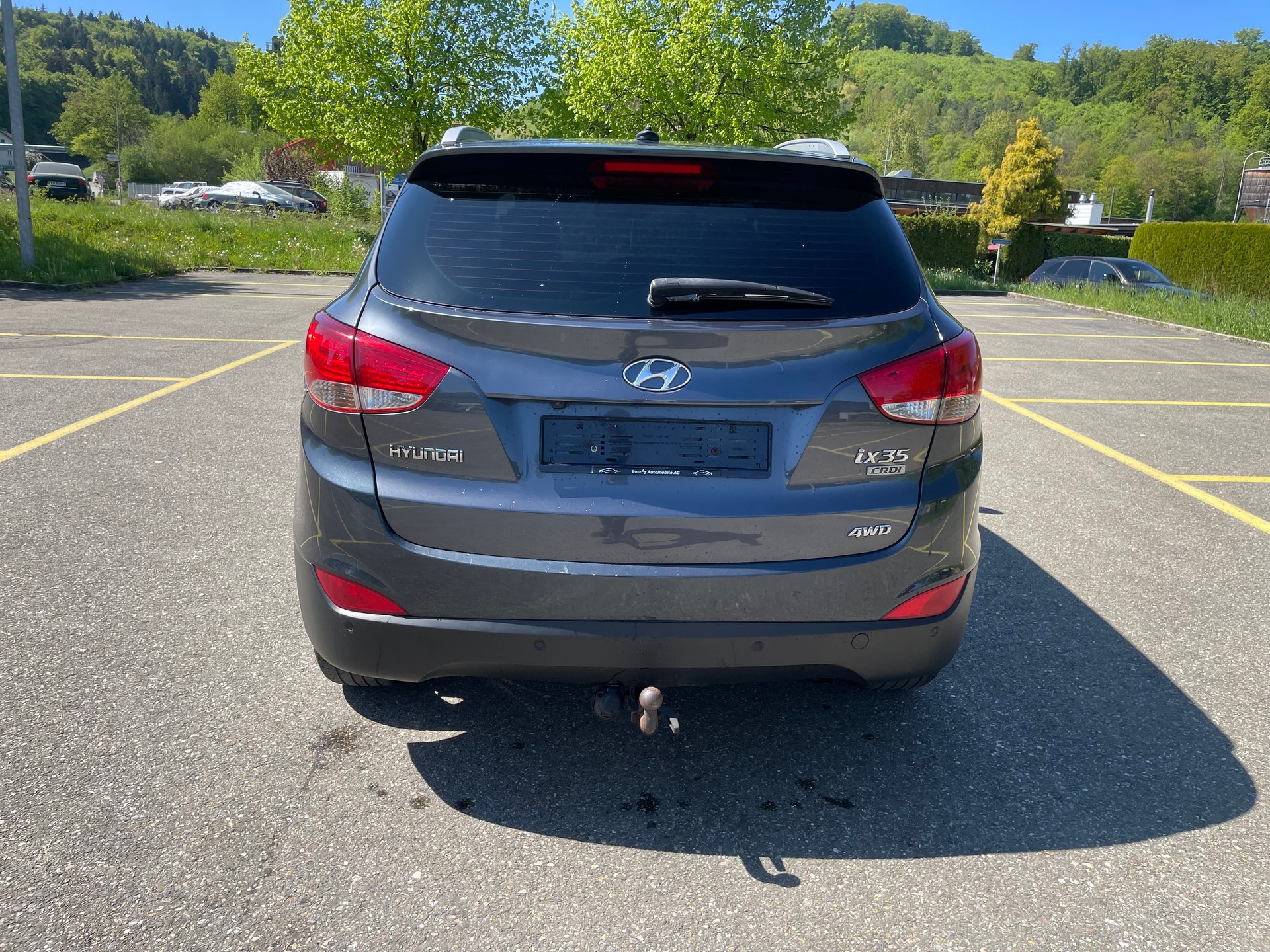 HYUNDAI iX 35 2.0 CRDi Premium 4WD Automatic-image-5