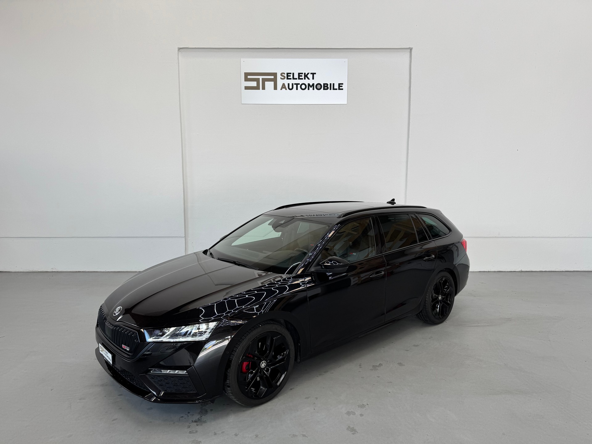 SKODA Octavia Combi 2.0 TDI DSG RS