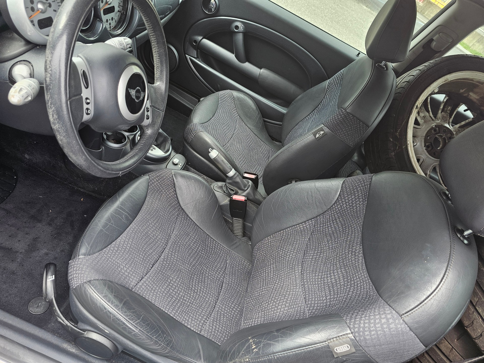 MINI Cooper-image-5