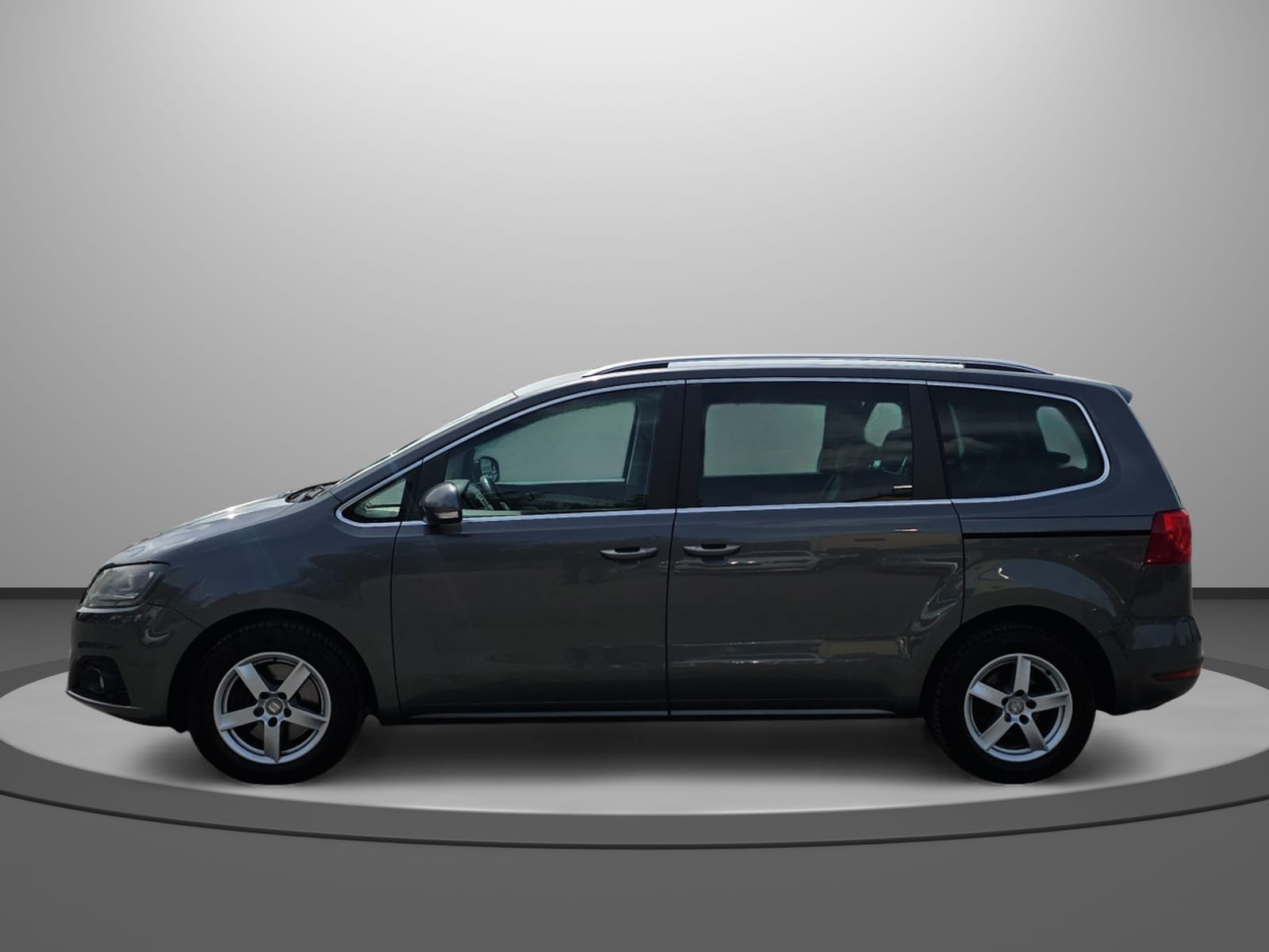 SEAT Alhambra 2.0 TDI Reference Eco DSG-image-4