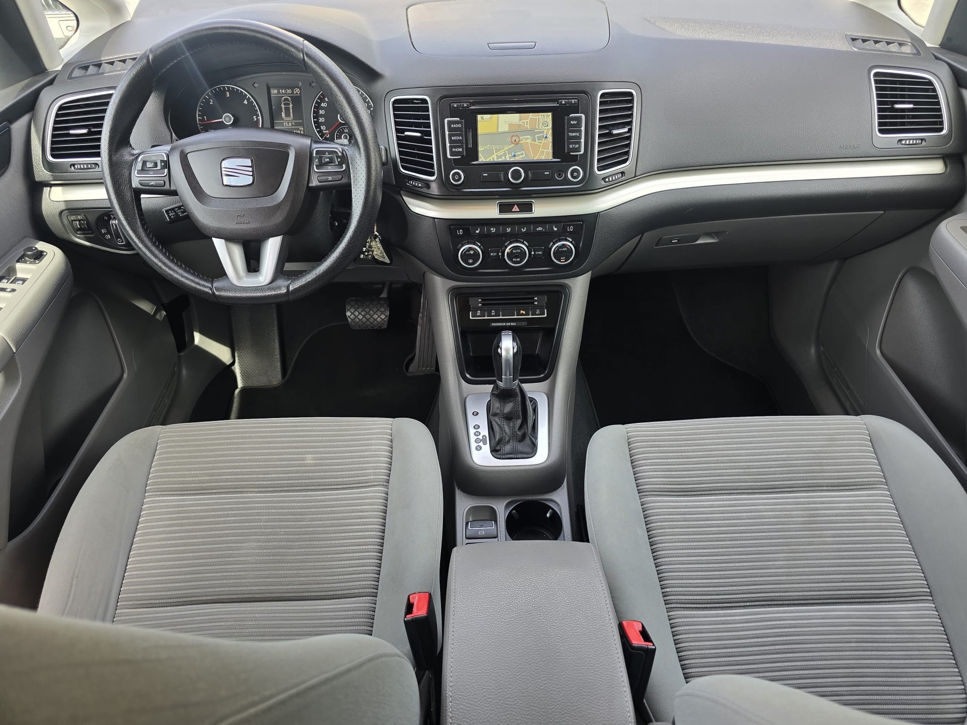 SEAT Alhambra 2.0 TDI Reference Eco DSG-image-12