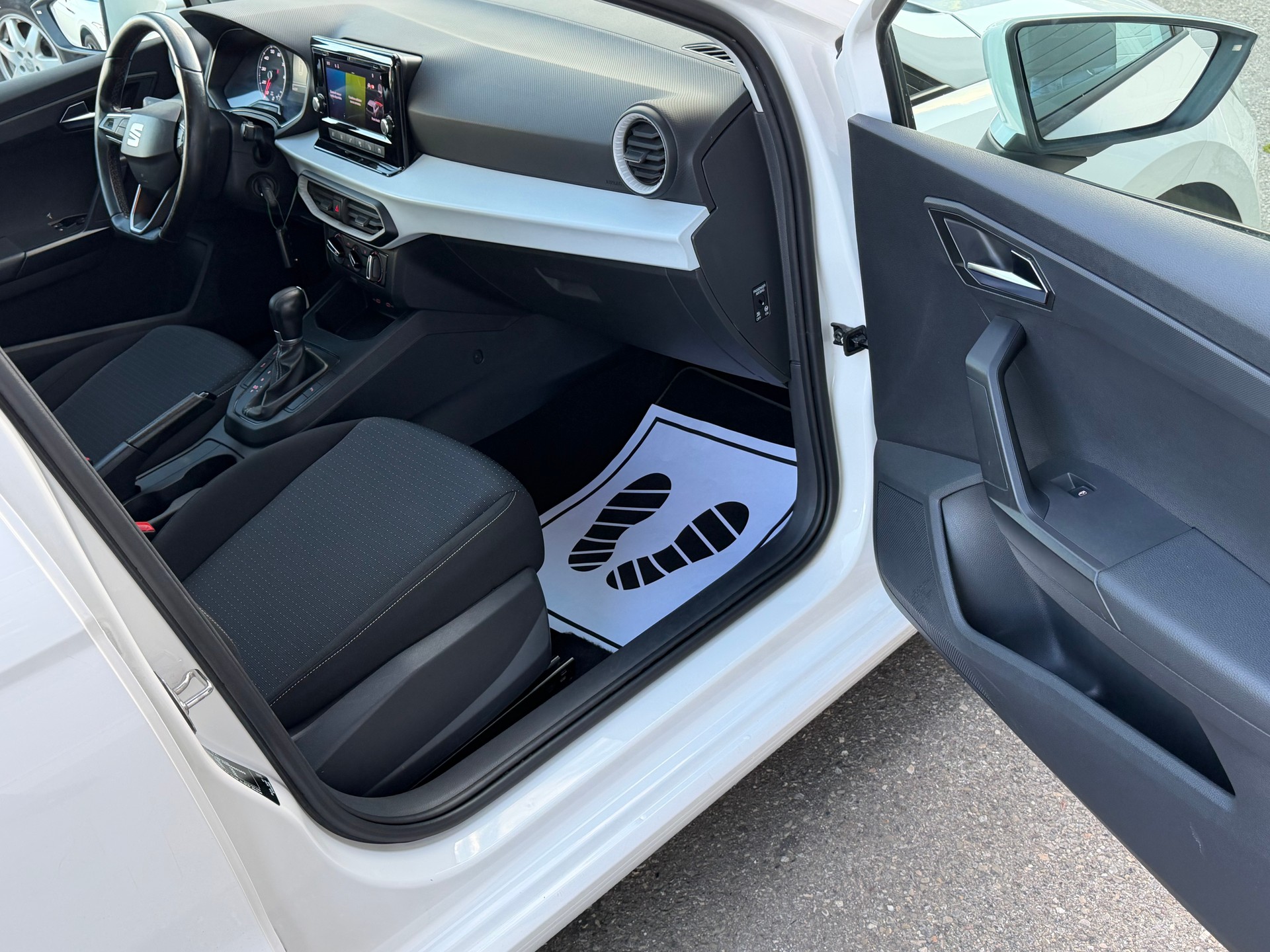 SEAT Ibiza 1.0 EcoTSI Style DSG-image-9