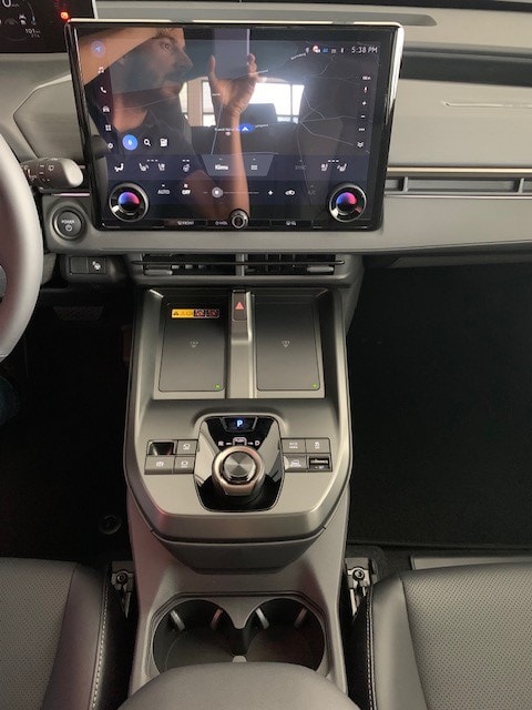 TOYOTA bZ4X Touring Premium AWD-image-10