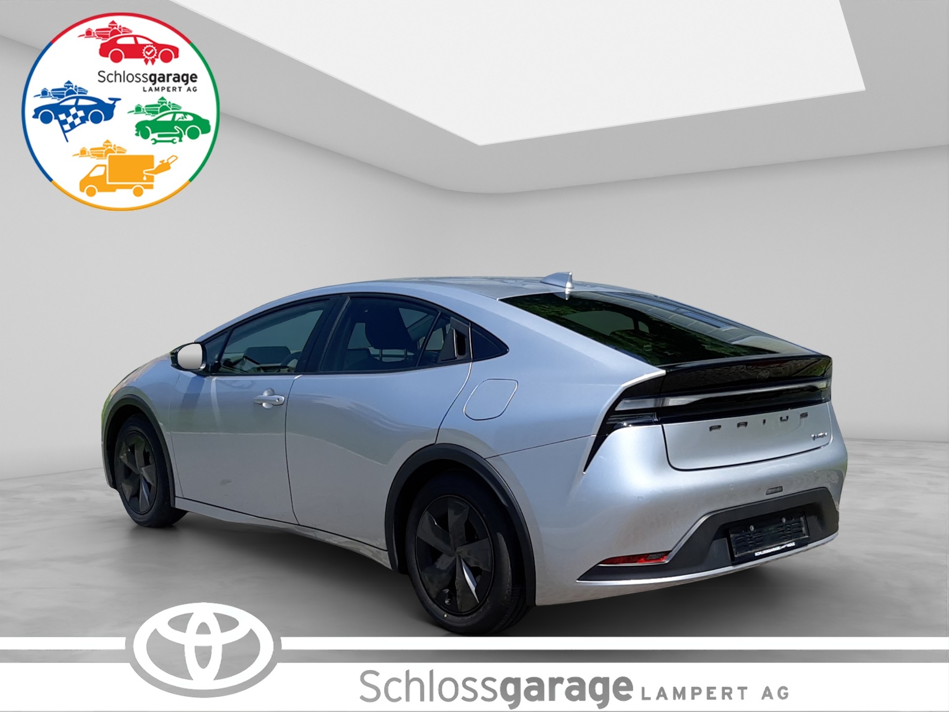 TOYOTA Prius 2.0 Plug-In-Hybrid Trend-showroom-element-3