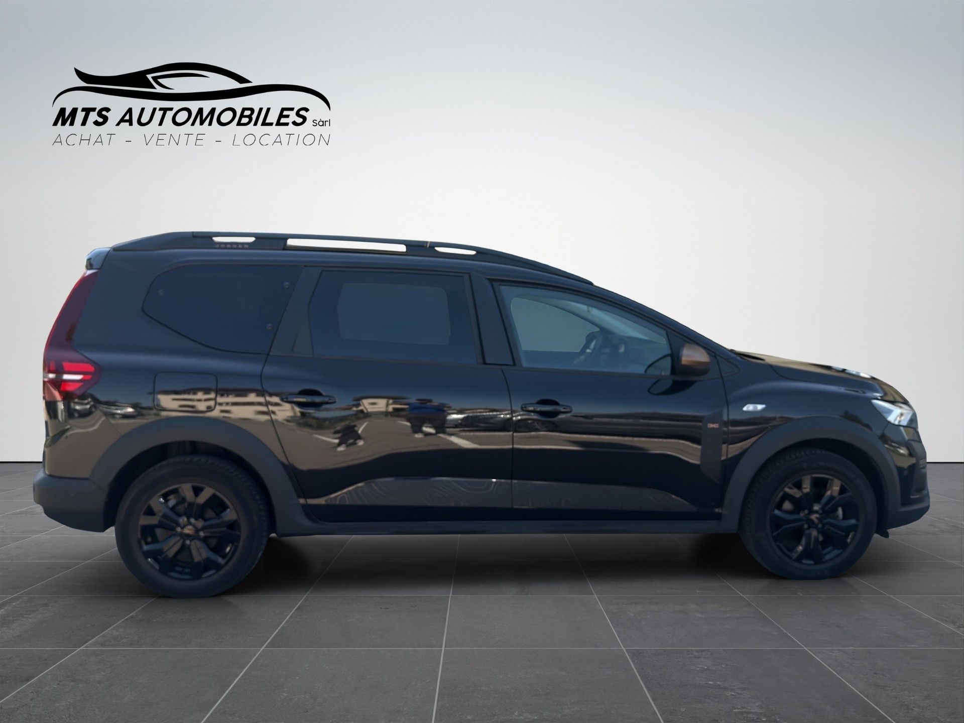 DACIA Jogger HEV 140 Extreme + 7 places-image-6