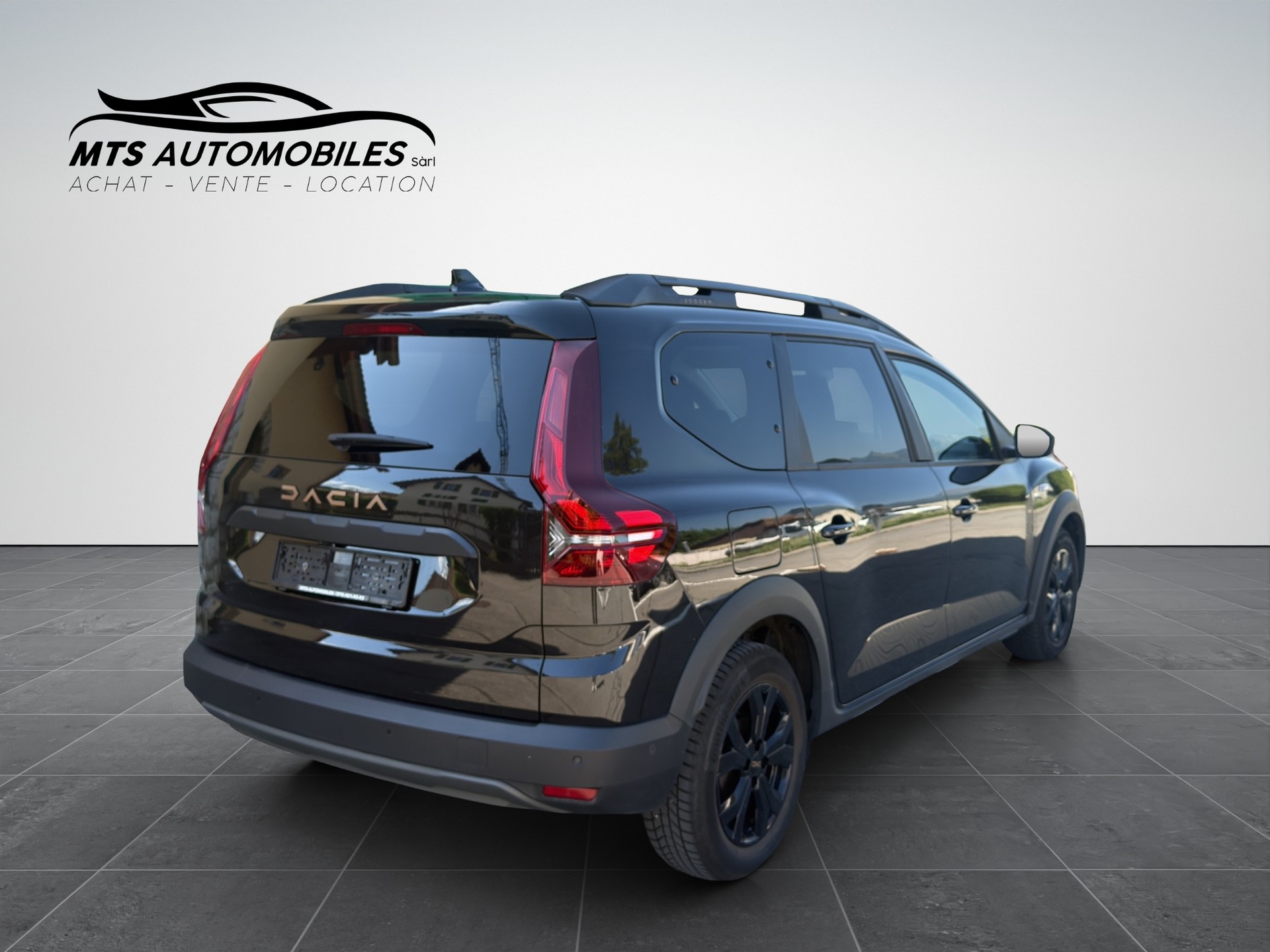 DACIA Jogger HEV 140 Extreme + 7 places-image-5