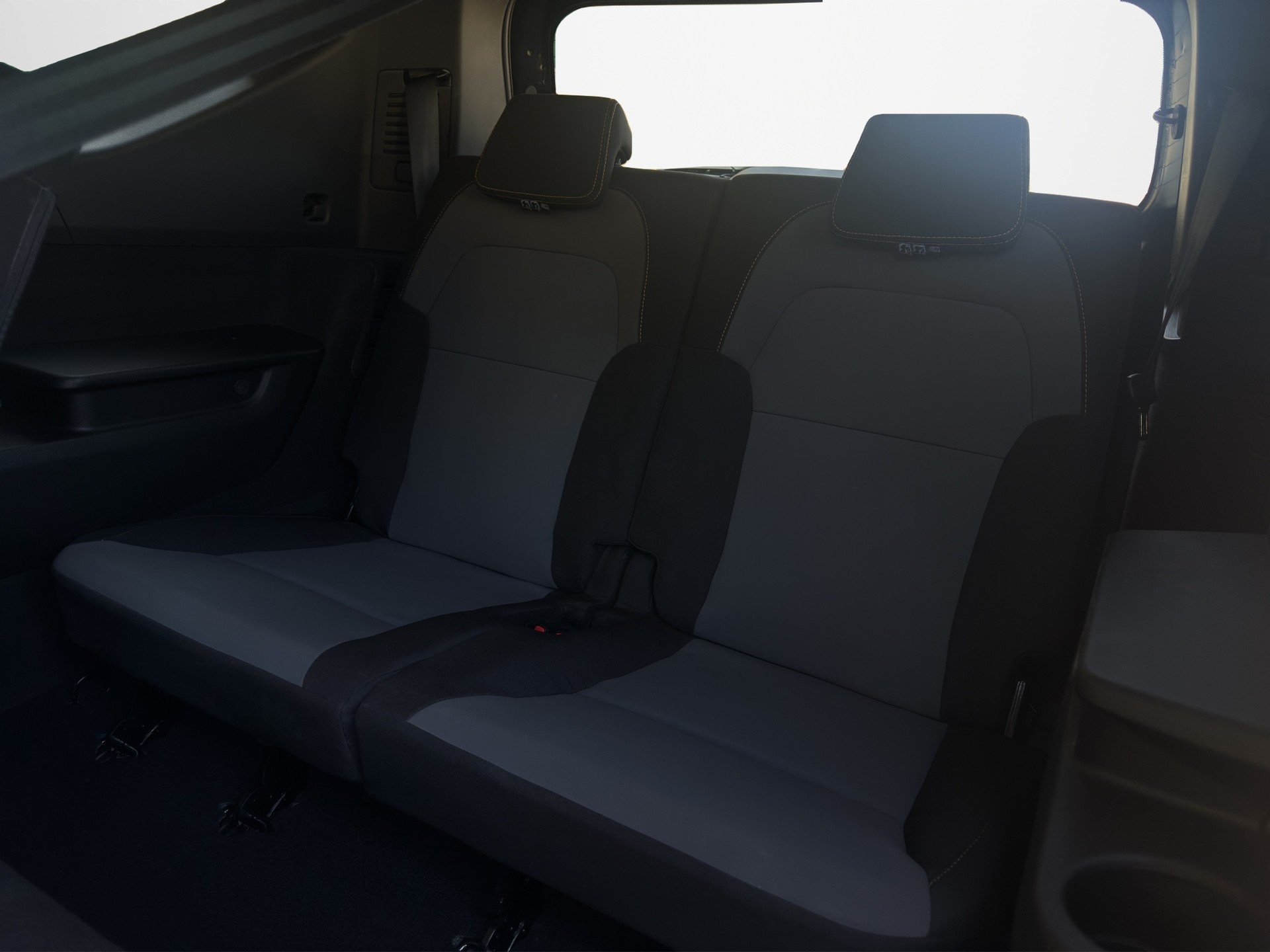 DACIA Jogger HEV 140 Extreme + 7 places-image-10