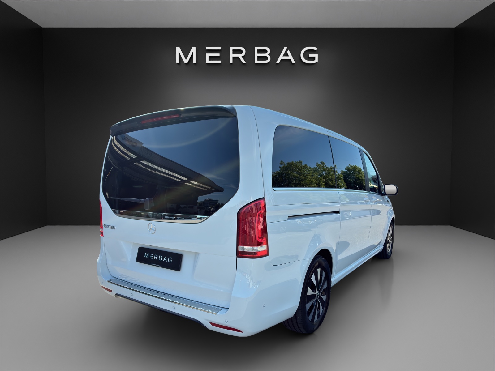 MERCEDES-BENZ EQV 300 Avantgarde lang-image-5
