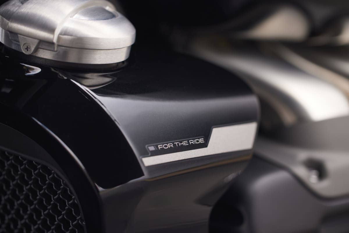 TRIUMPH Rocket 3 R Storm-image-5