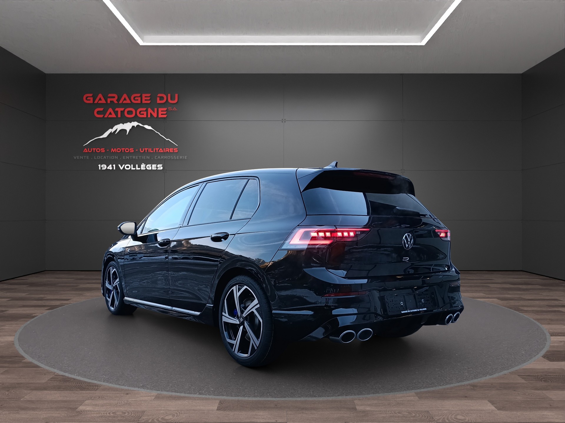 VW Golf 2.0 TSI R DSG 4 Motion-image-4