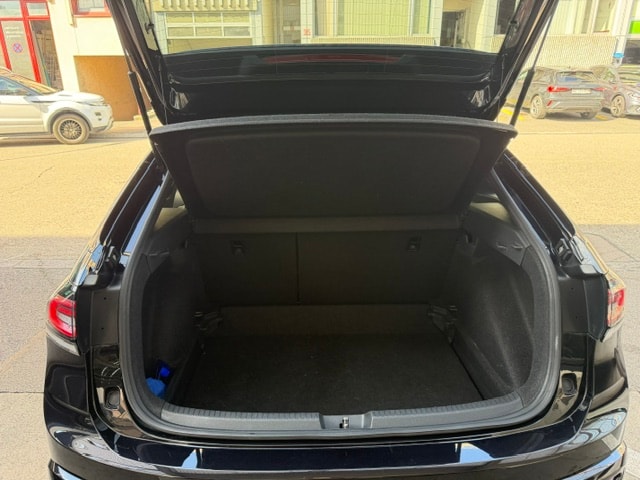 VW Taigo 1.0 TSI R-Line DSG-image-4