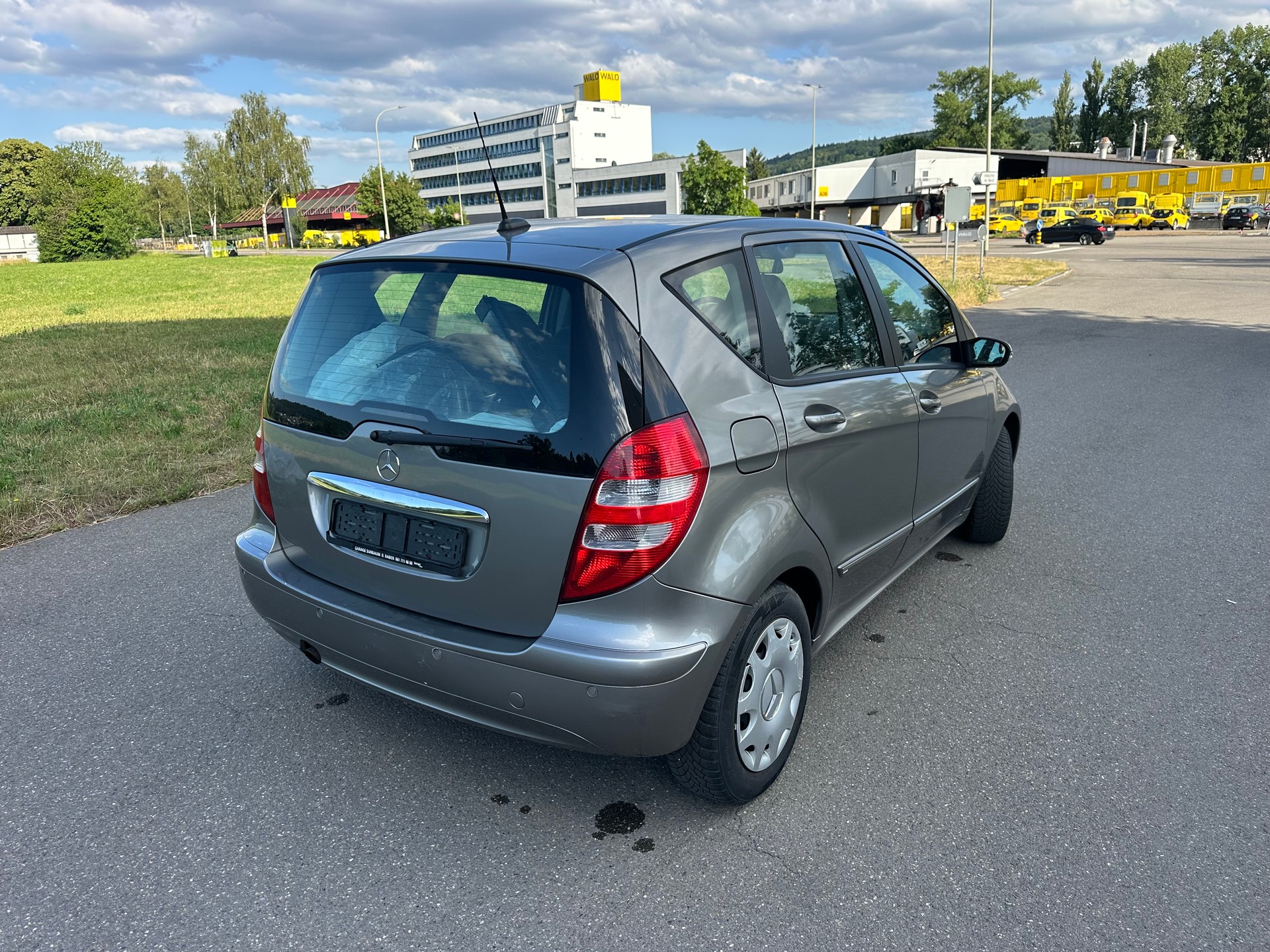 MERCEDES-BENZ A 150 Classic Frisch ab MFK-showroom-element-1