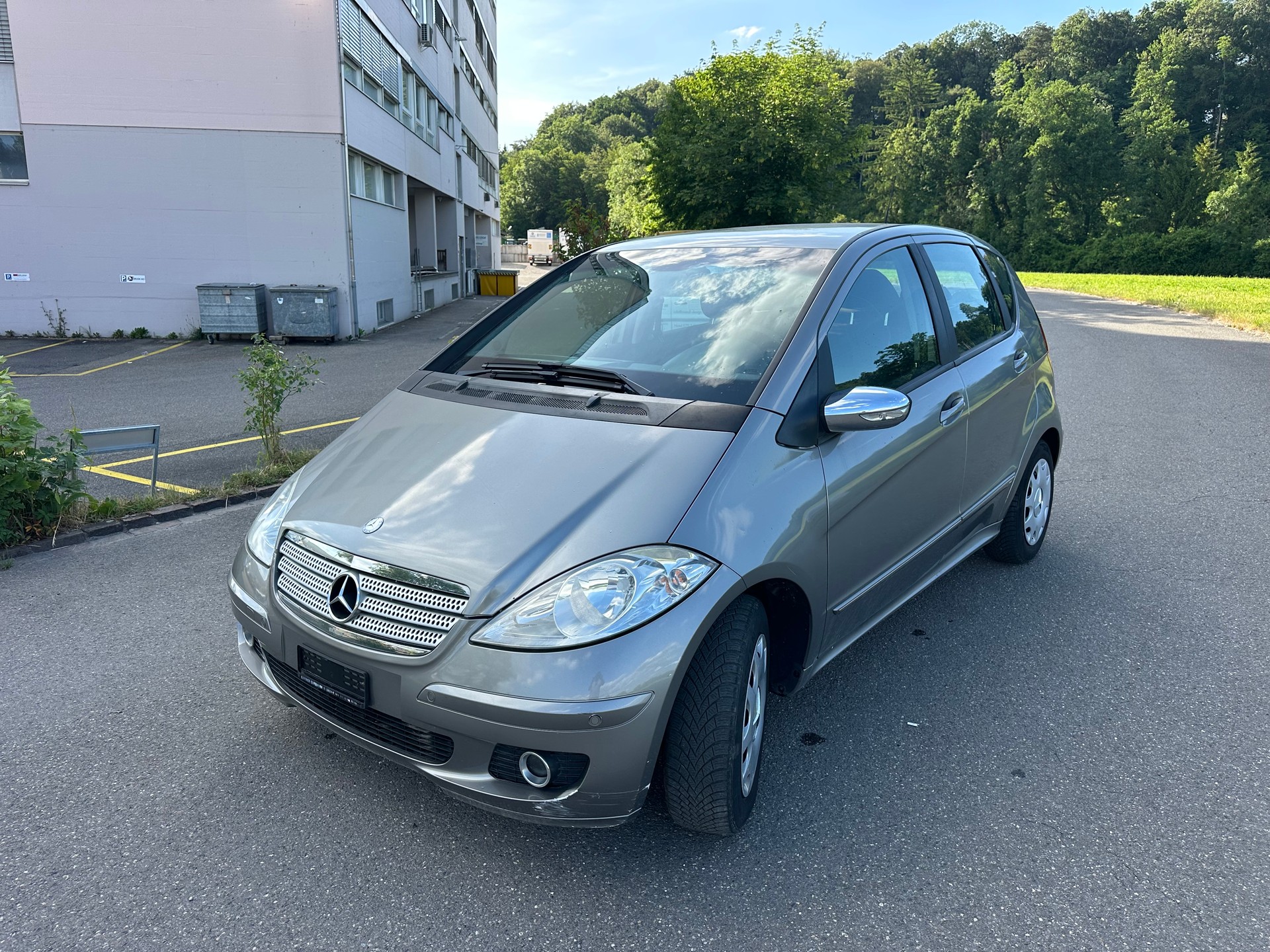 MERCEDES-BENZ A 150 Classic Frisch ab MFK-showroom-element-2