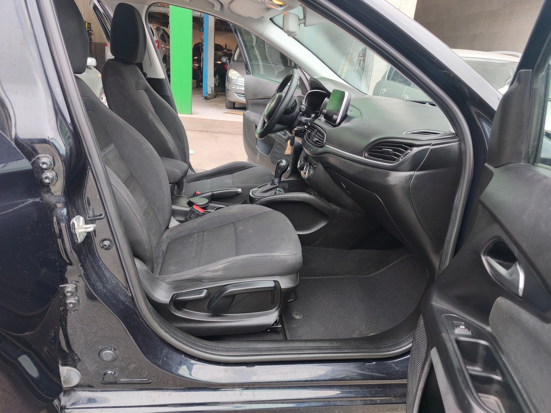 FIAT Tipo 1.6MJ Station Wagon Lounge DCT-image-6
