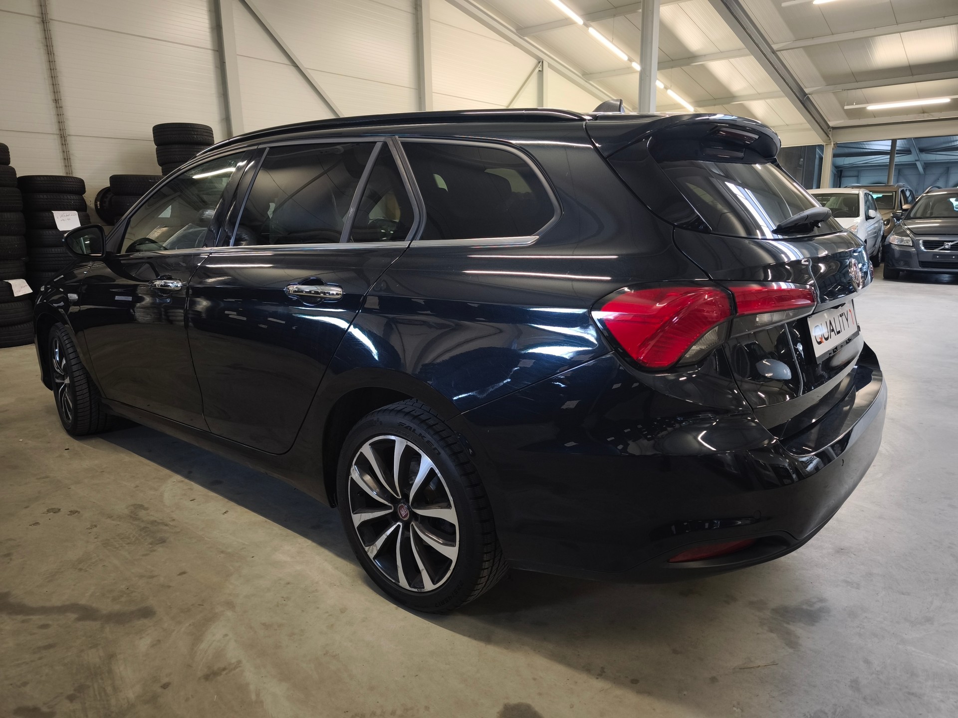 FIAT Tipo 1.6MJ Station Wagon Lounge DCT-image-4