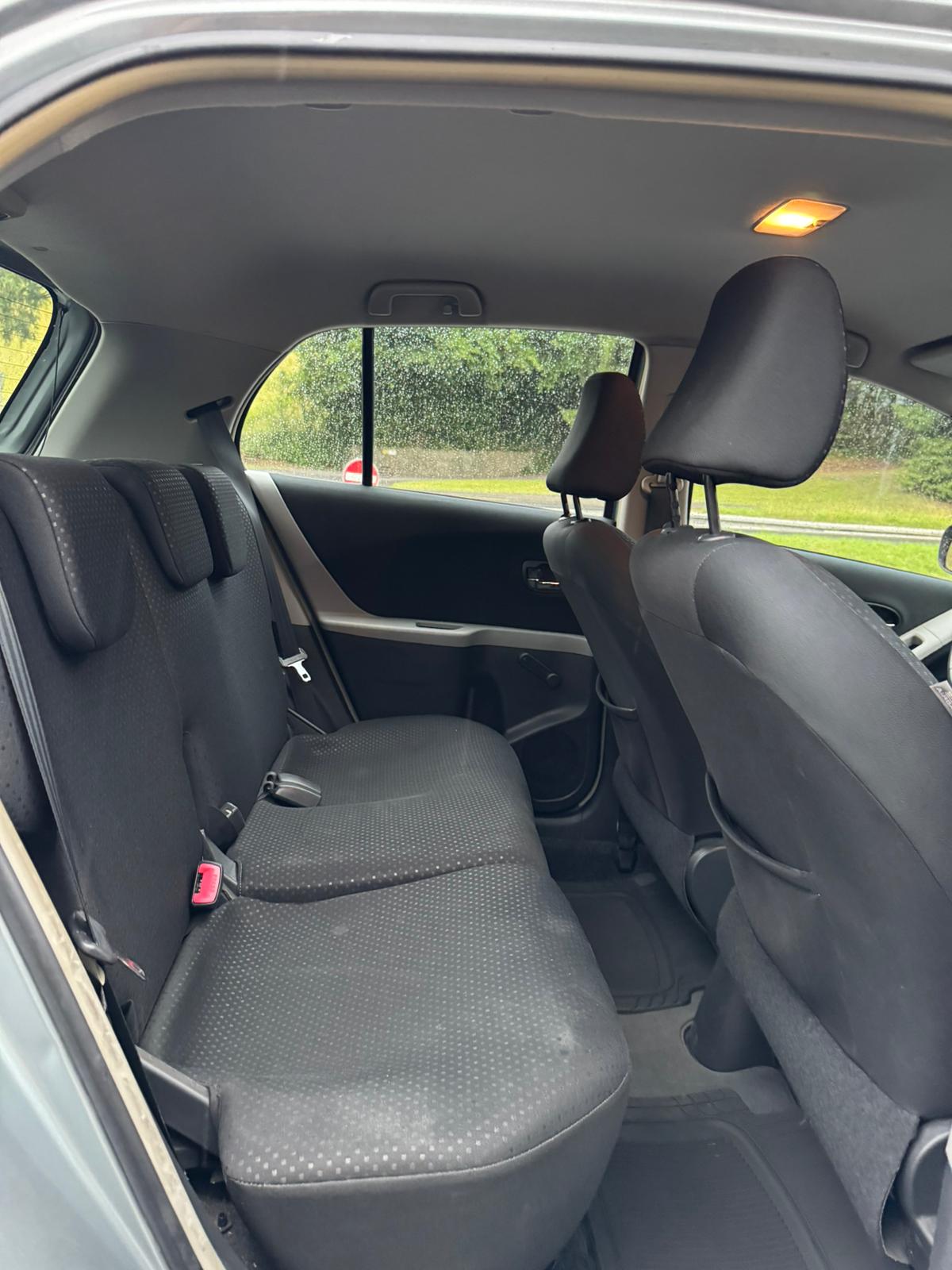 TOYOTA Yaris 1.33 Linea Terra-image-12