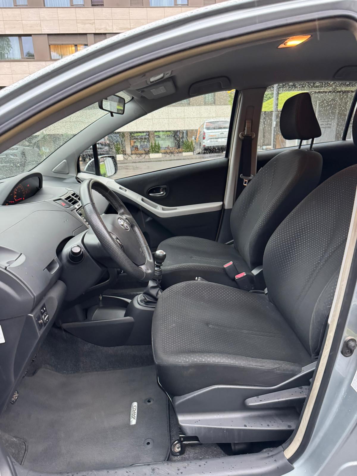 TOYOTA Yaris 1.33 Linea Terra-image-10
