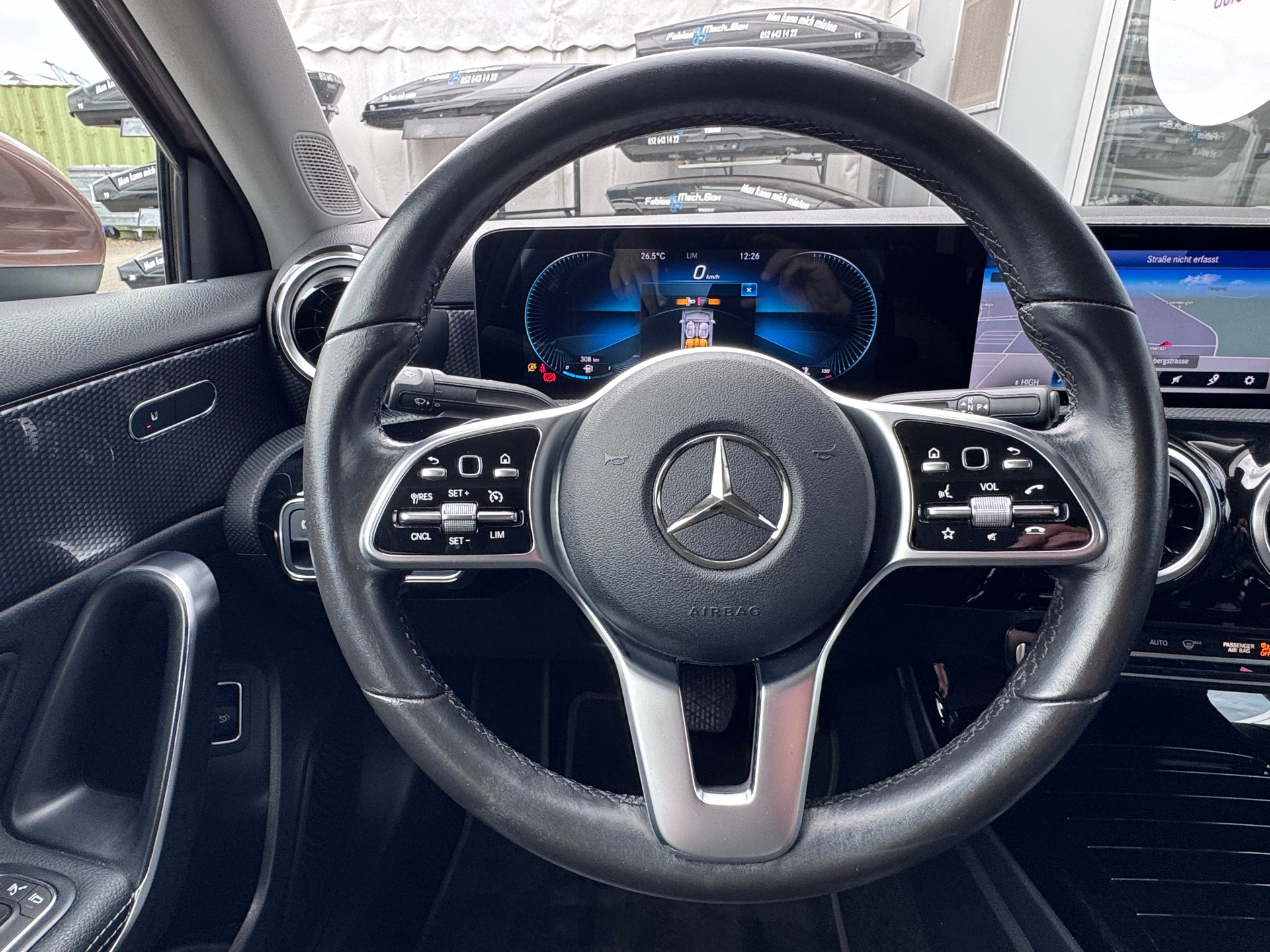 MERCEDES-BENZ A 250 4x4 7G-DCT+Led Scheinwerfer+ACC+Rückfahrkamera+Navigation+Getönte Scheiben+Volldigitales Cockpit+Sitzheizung+8-fach Alu+-image-14