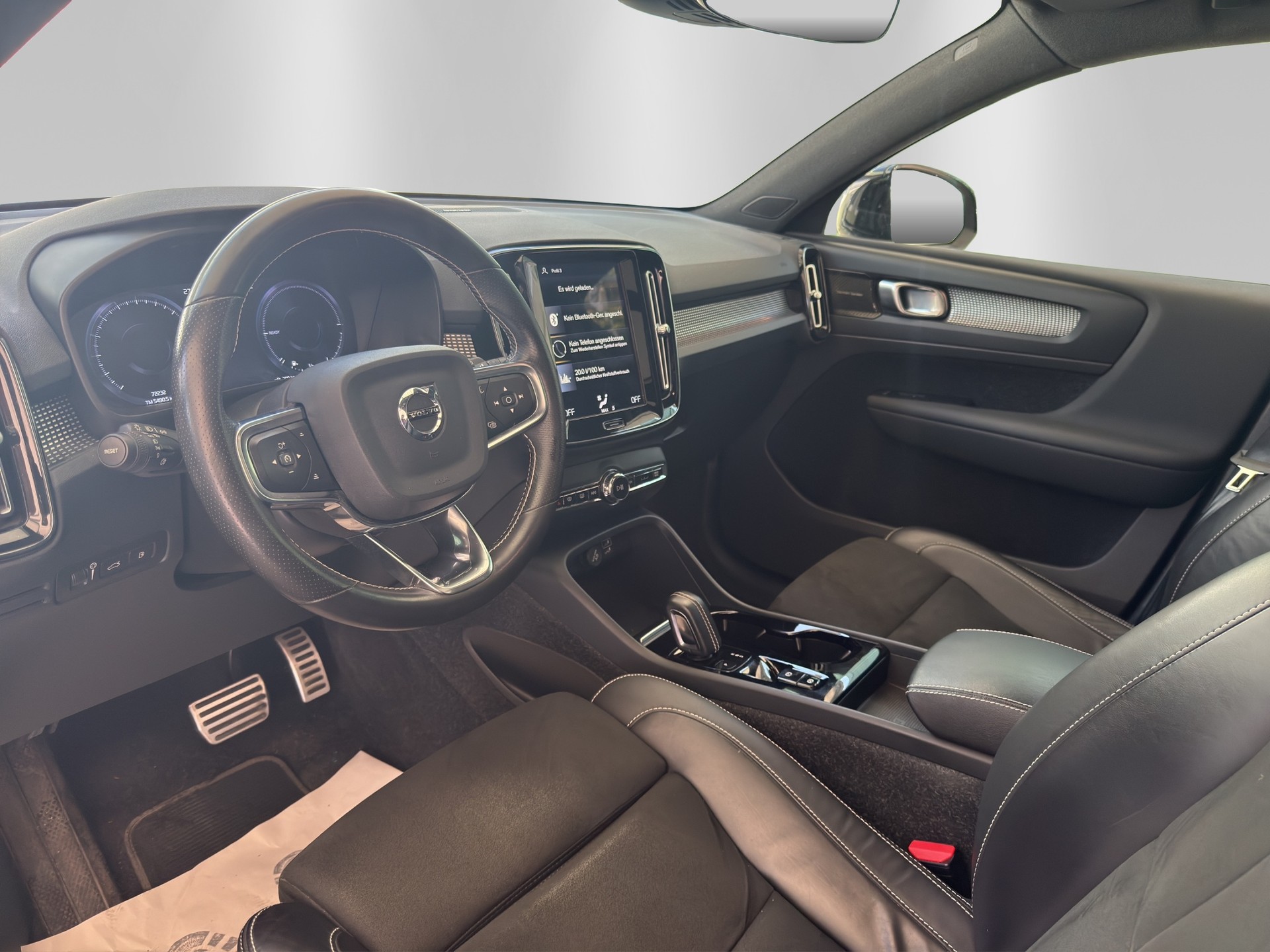 VOLVO XC40 T5 TwE R-Design DCT-image-7