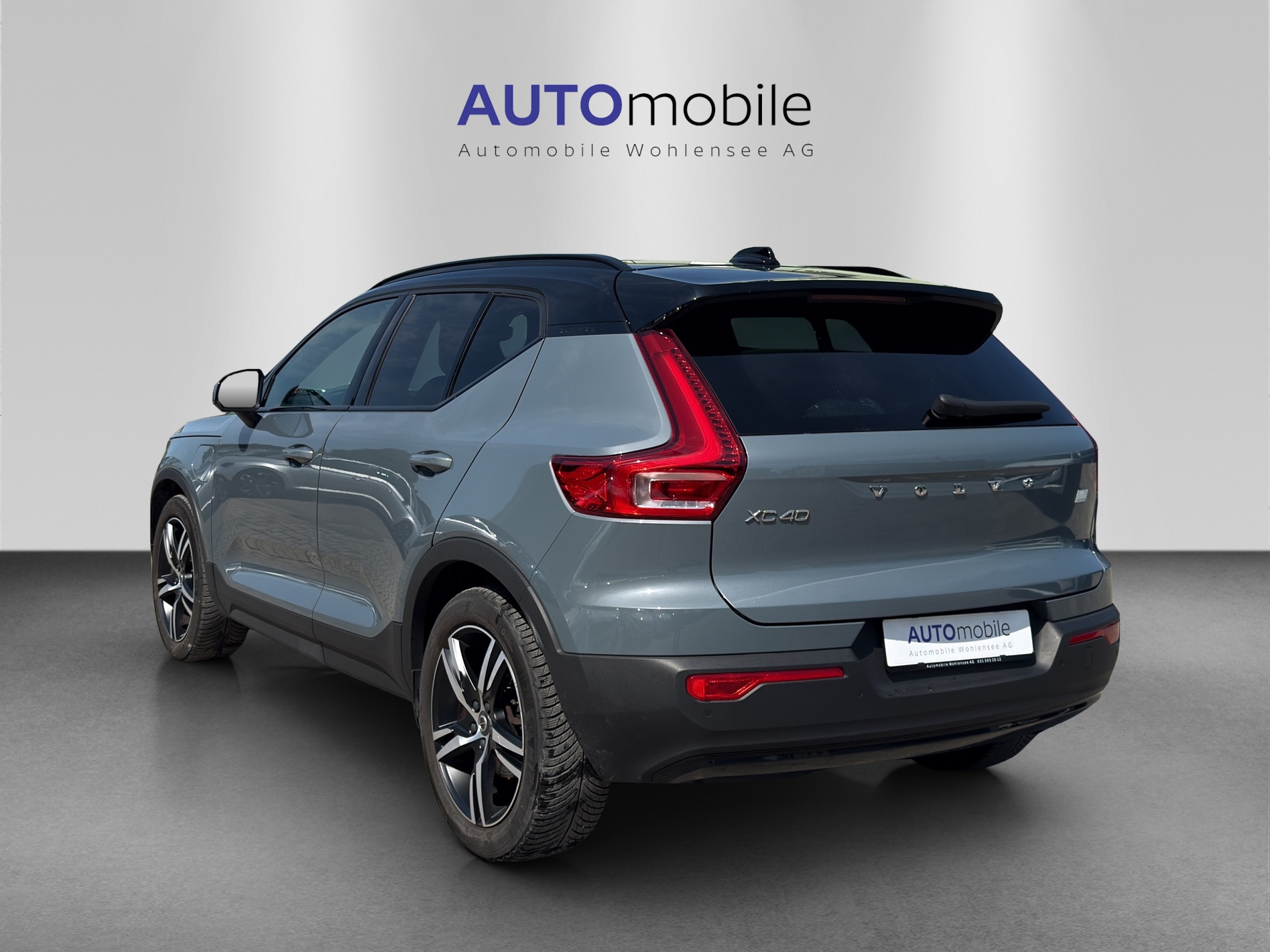 VOLVO XC40 T5 TwE R-Design DCT-image-6