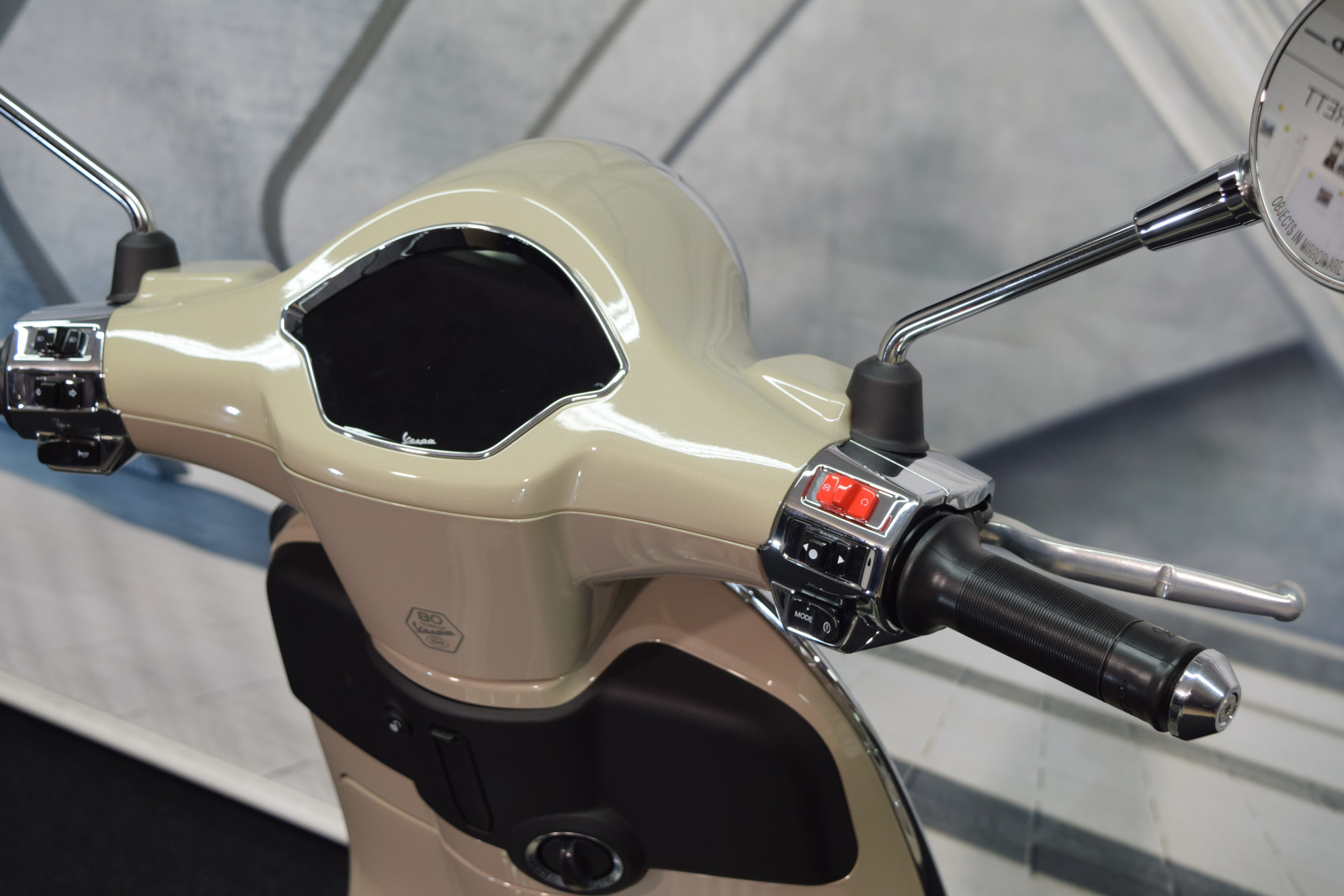PIAGGIO Vespa Primavera 125-image-8