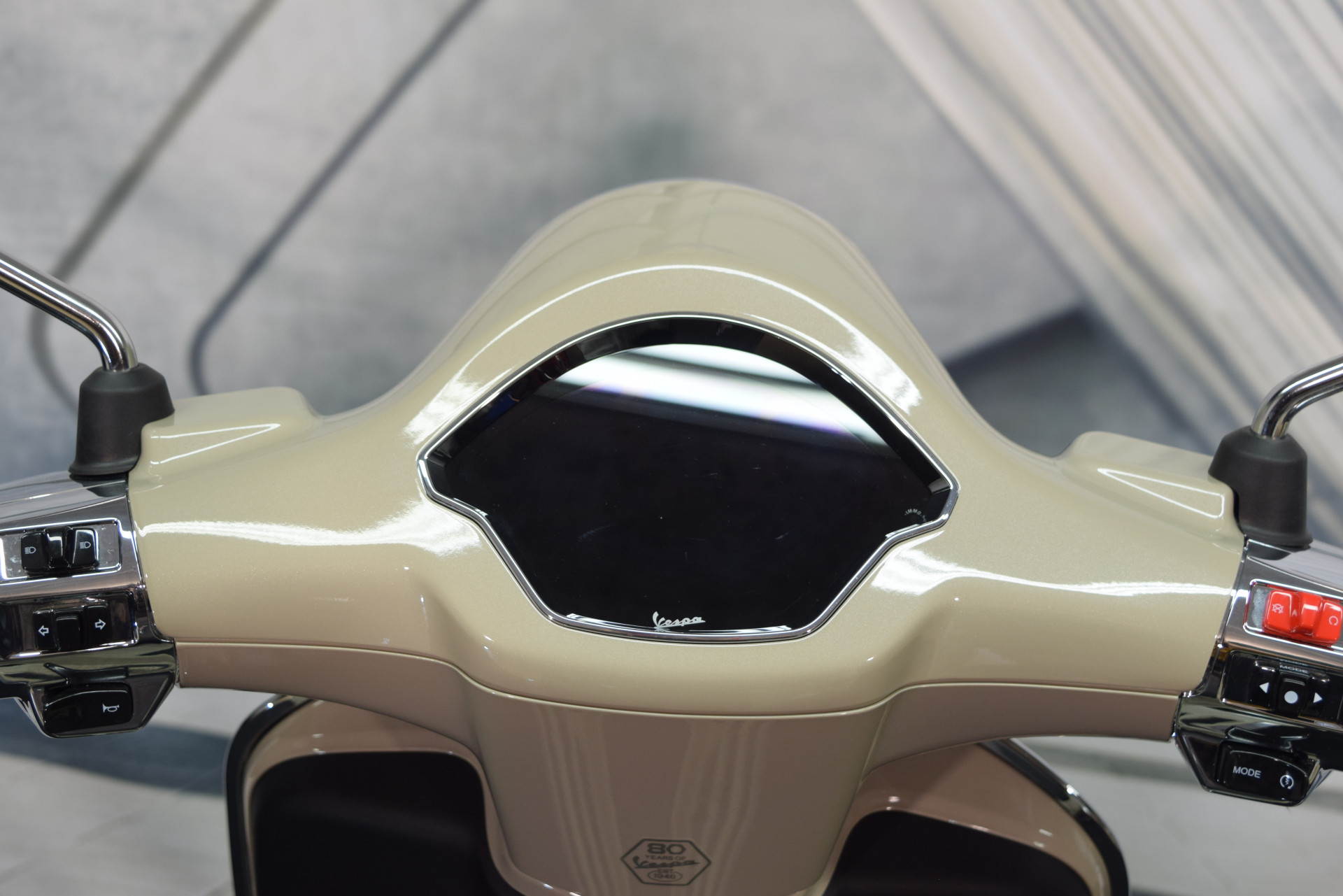 PIAGGIO Vespa Primavera 125-image-9