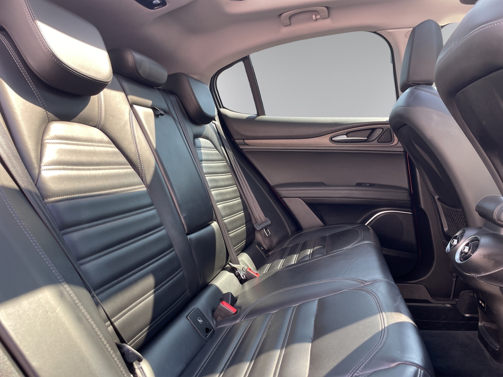 ALFA ROMEO Stelvio 2.0 First Edition Q4 Automatic-image-12