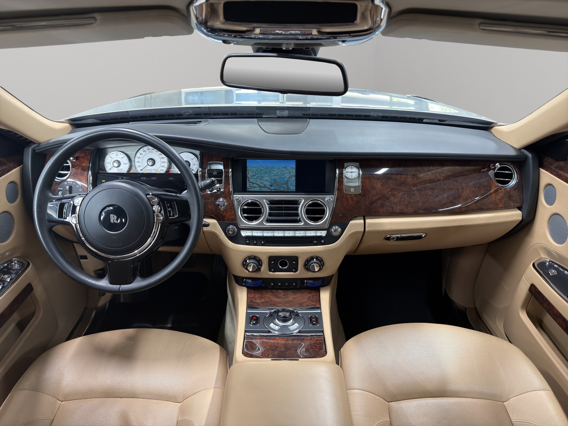 ROLLS-ROYCE Ghost 6.6 V12-image-16