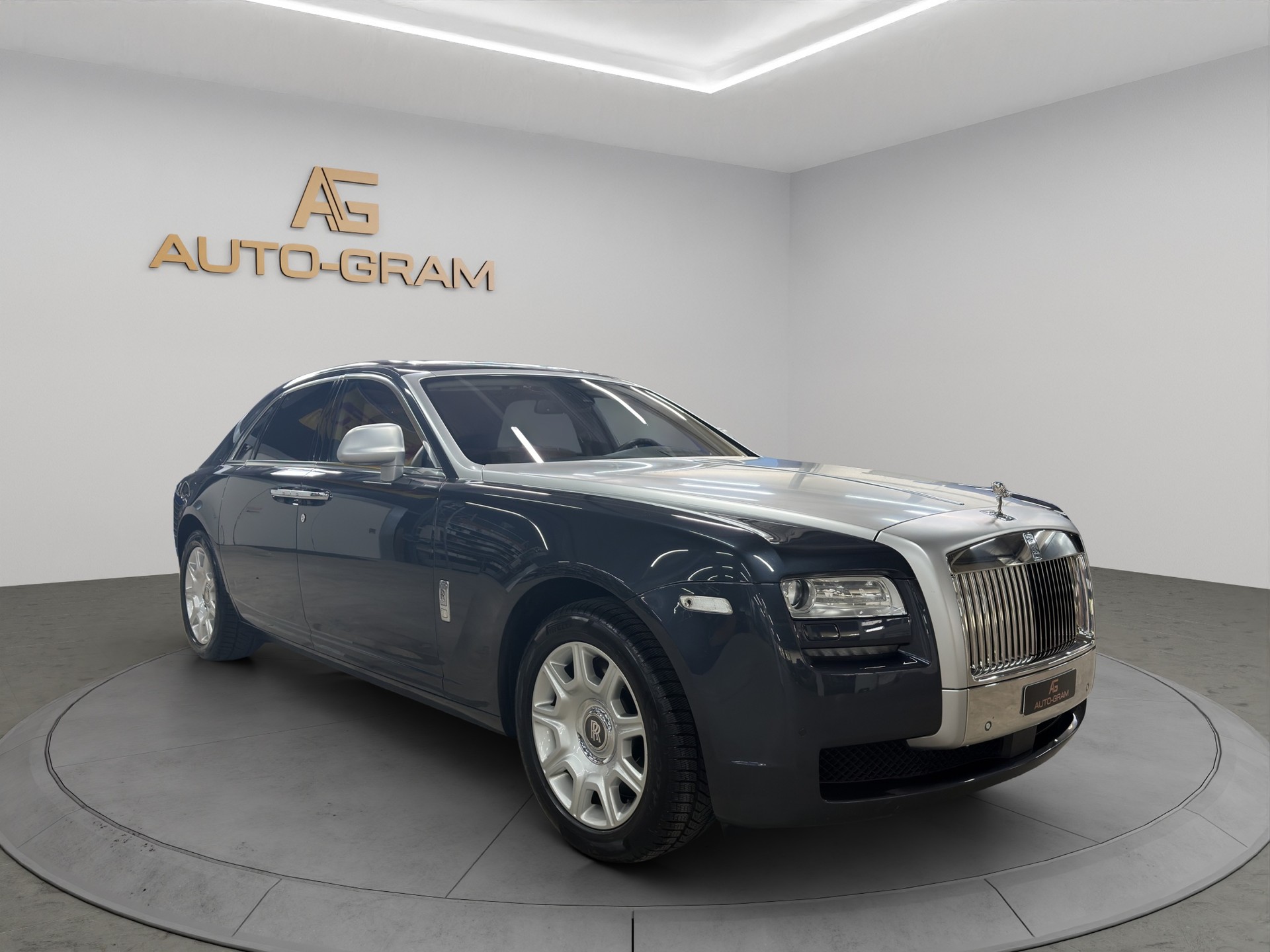 ROLLS-ROYCE Ghost 6.6 V12-image-6