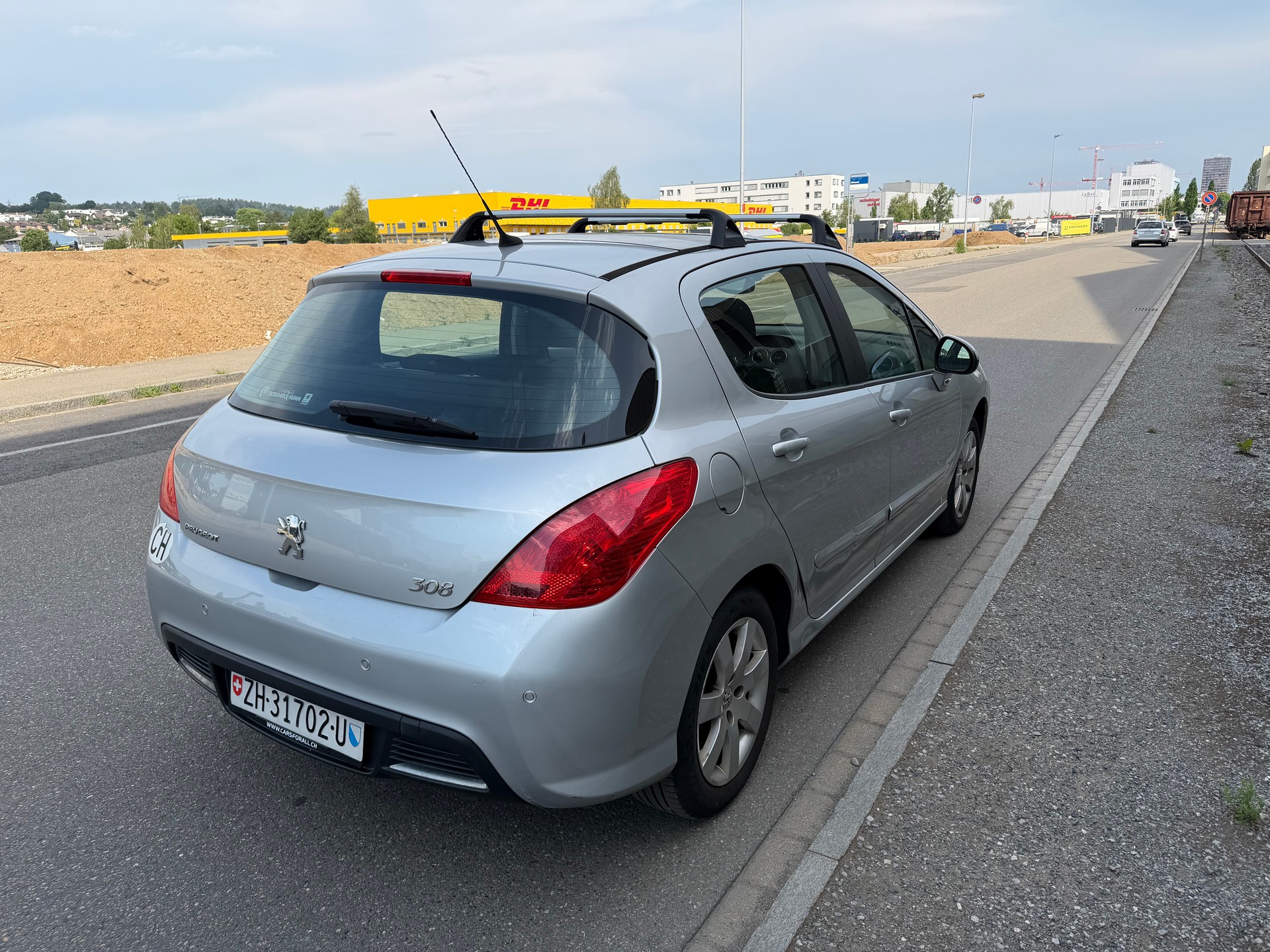 PEUGEOT 308 1.6 16V T Black&Silver **FRISCH AB MFK**-showroom-element-3