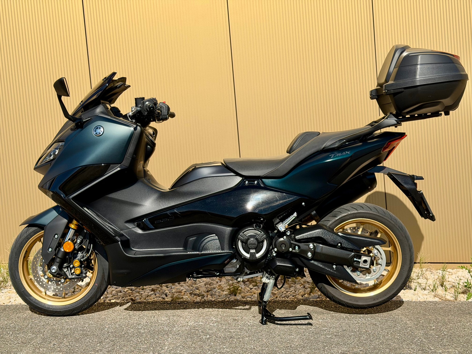 YAMAHA T-MAX Tech-Max XP 560-image-10