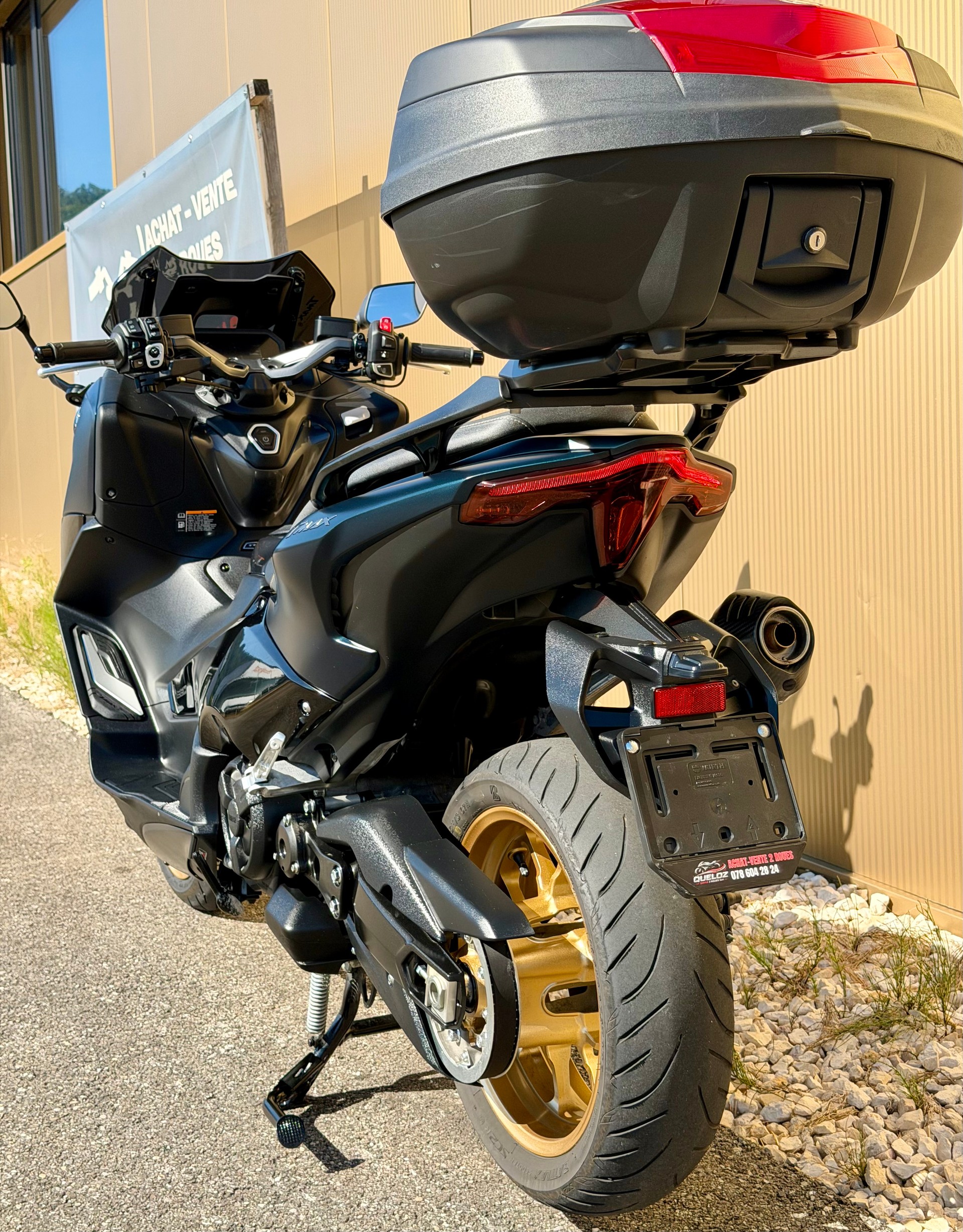 YAMAHA T-MAX Tech-Max XP 560-image-12