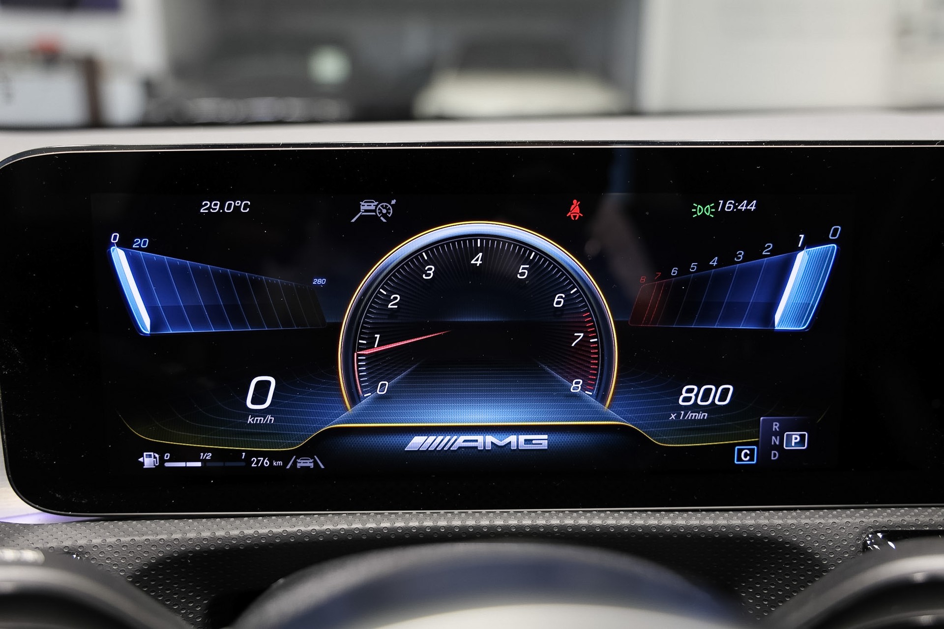 MERCEDES-BENZ CLA 35 AMG 4Matic 7G-DCT *CH-Fahrzeug*Grau Mattlackierung*Performance Sitze*-image-25