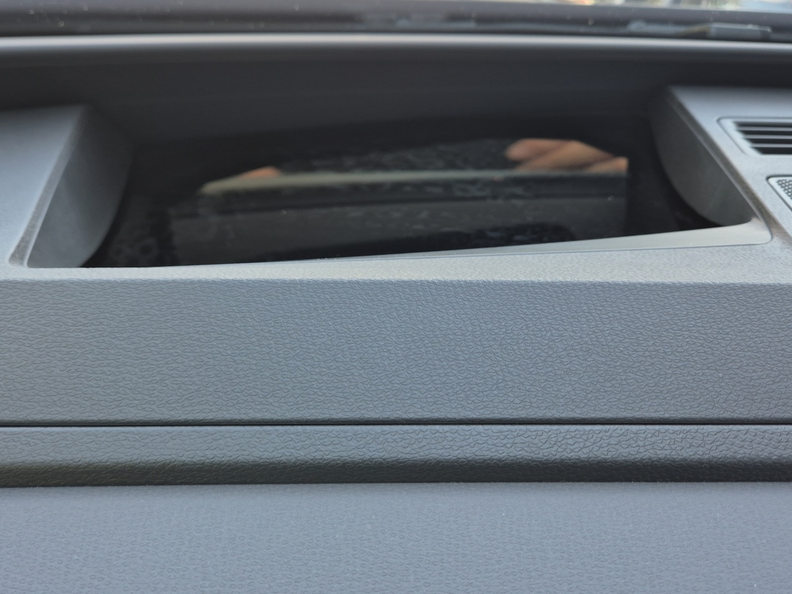 VW ID.5 Pro Performance 77 kWh 75 Edition*Head up Display*Anhängerkupplung*-image-19
