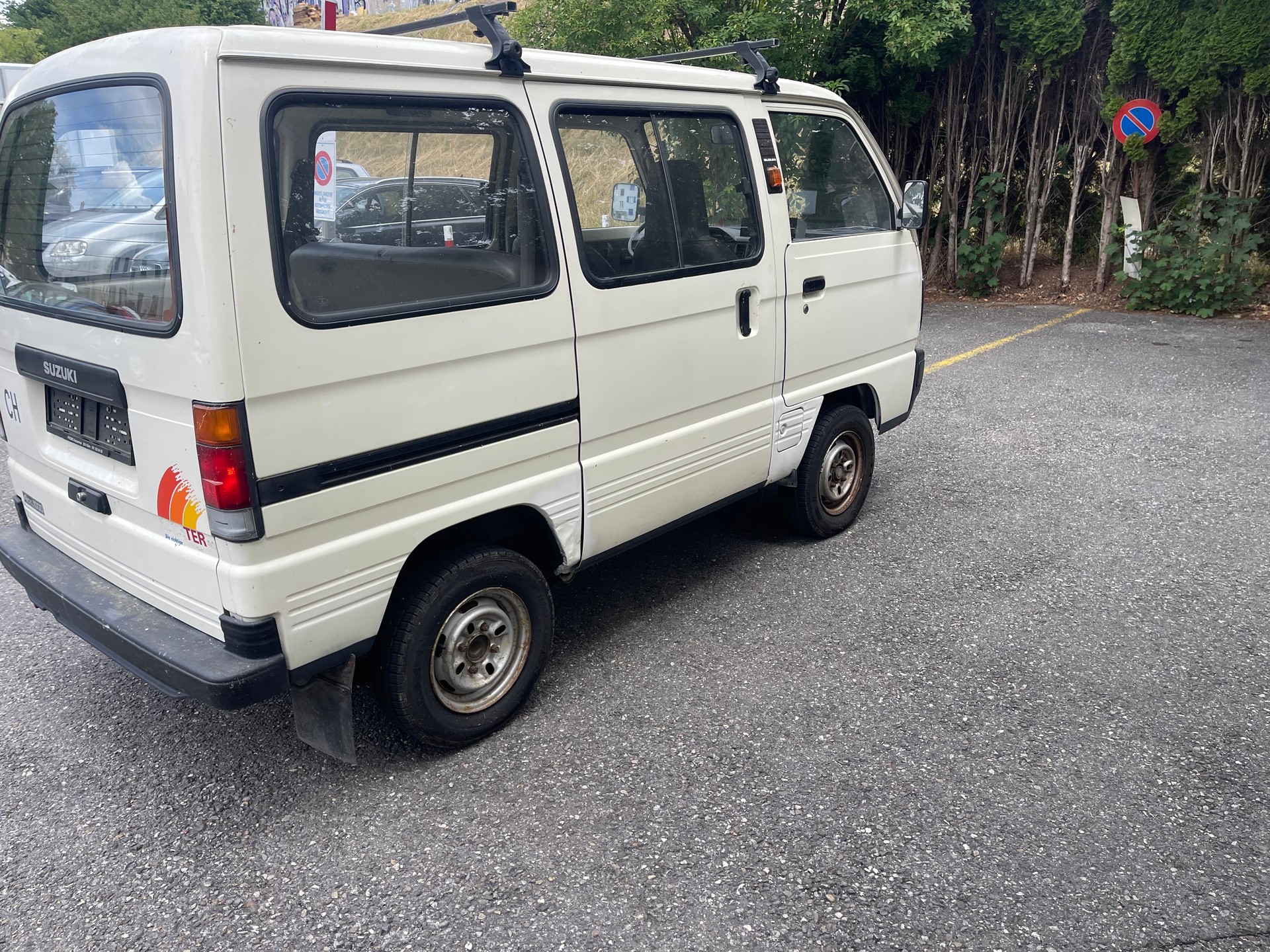 SUZUKI 1000 Van TA-image-2