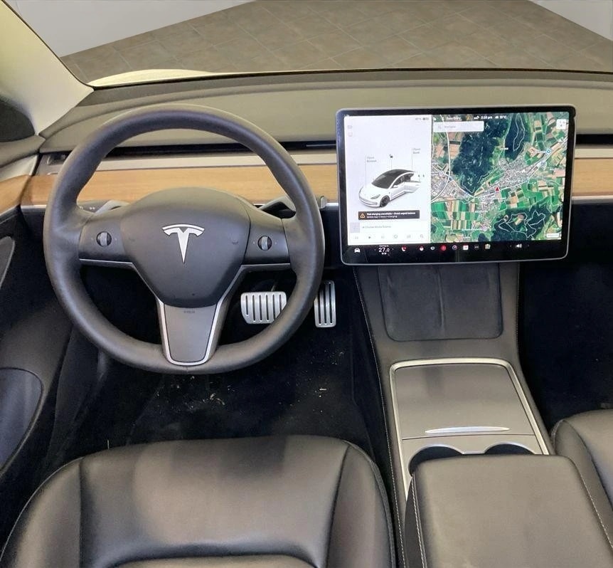 TESLA Model 3 Performance Dual Motor AWD-image-14