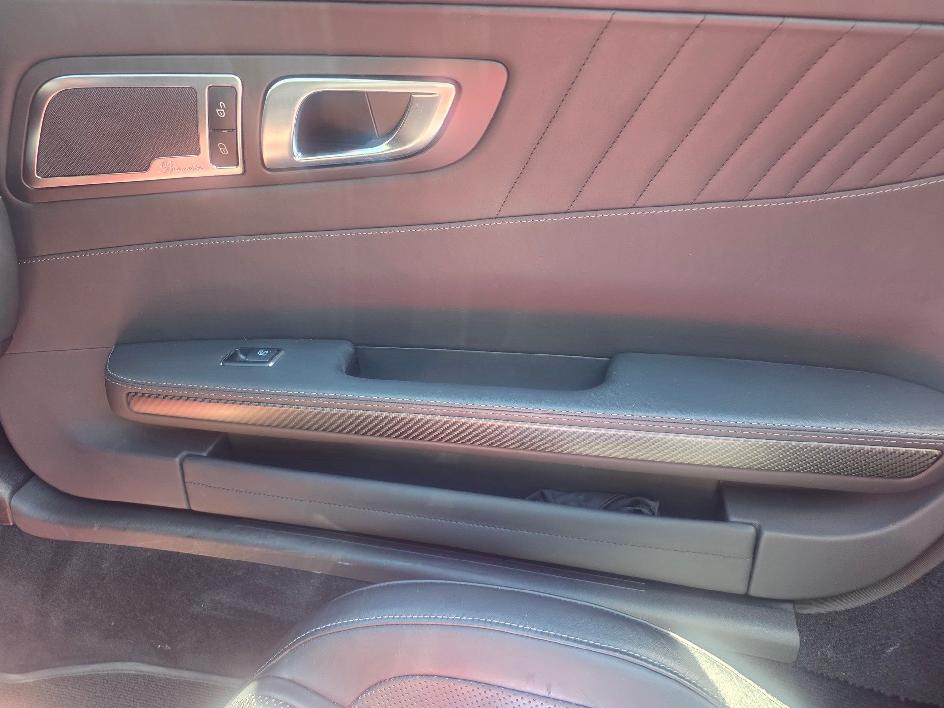 MERCEDES-BENZ AMG GT C Roadster Speedshift DCT-image-13