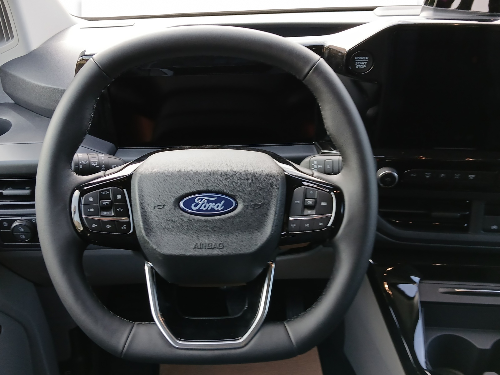 FORD Tourneo Custom Bus 340 L1 2.5 Duratec 233 Sport PHEV-image-8