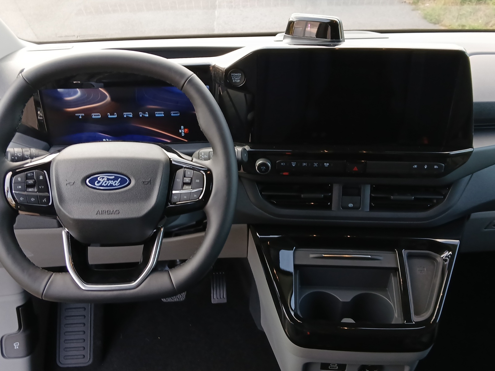 FORD Tourneo Custom Bus 340 L1 2.5 Duratec 233 Sport PHEV-image-7