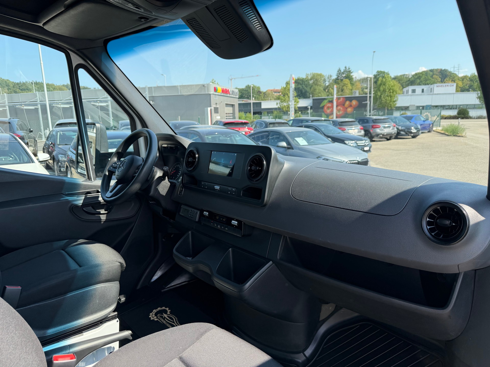 MERCEDES-BENZ Sprinter 317 CDI Kompakt 9G-TRONIC-image-10