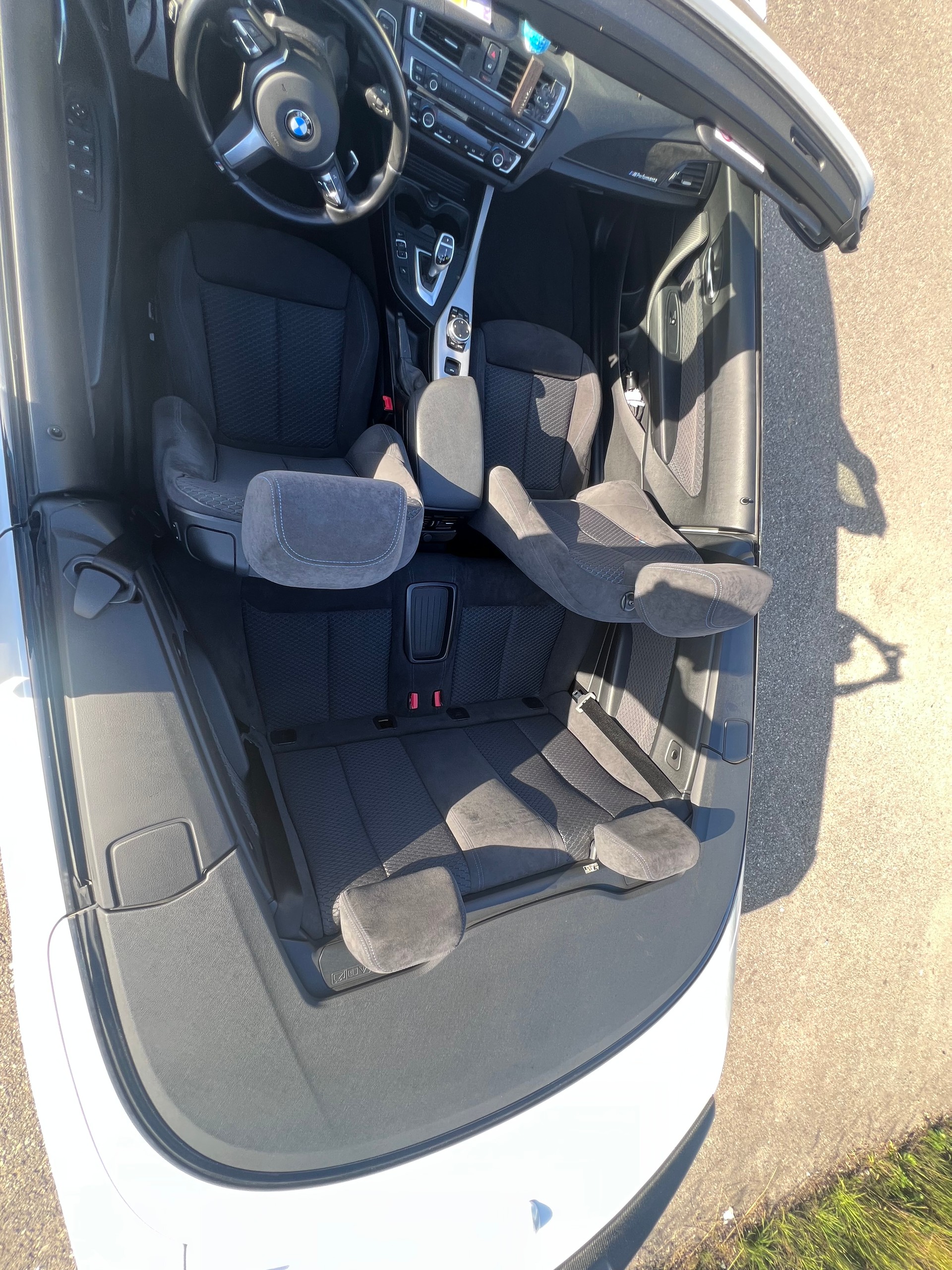 BMW M240i xDrive SAG-image-11