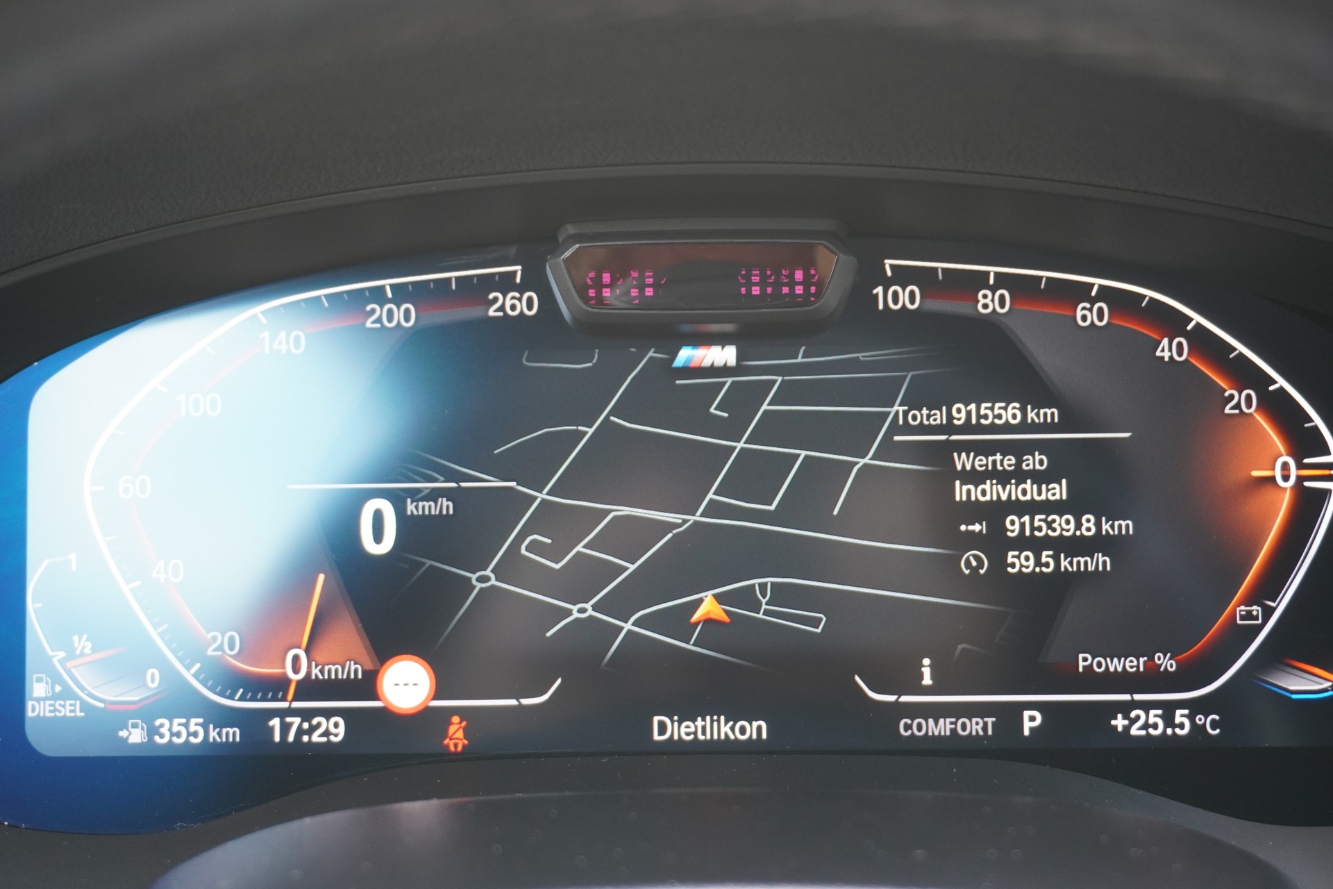BMW 530d xDrive 48V Touring M Sport Steptronic-image-36