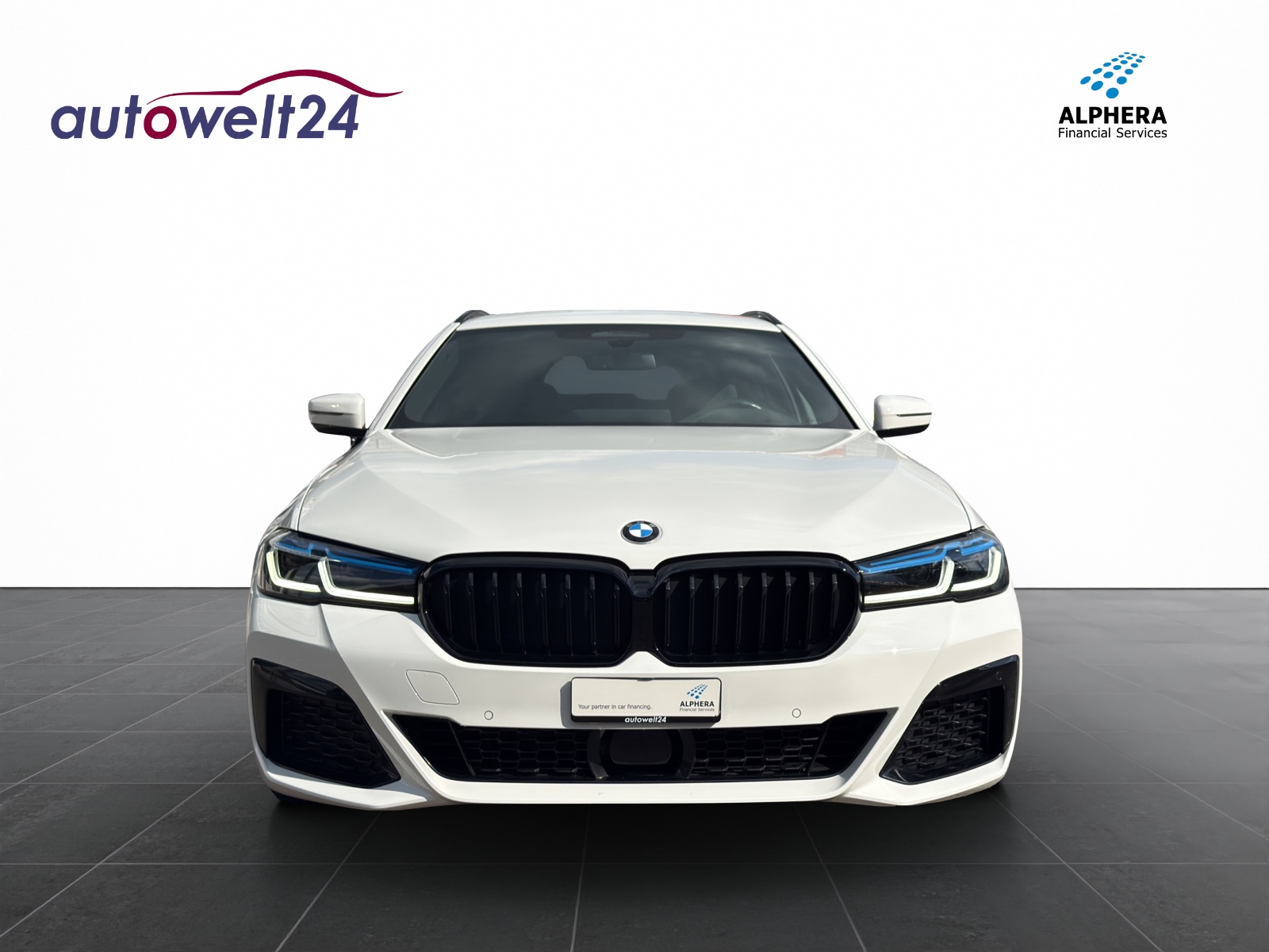 BMW 530d xDrive 48V Touring M Sport Steptronic-showroom-element-1