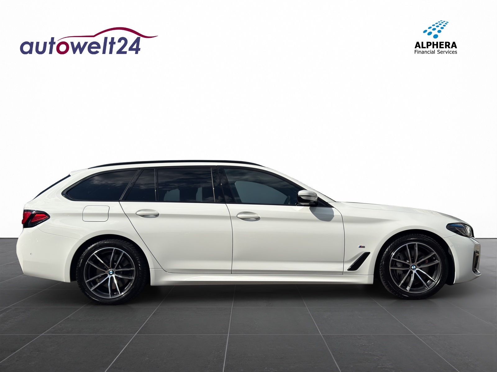 BMW 530d xDrive 48V Touring M Sport Steptronic-showroom-element-3